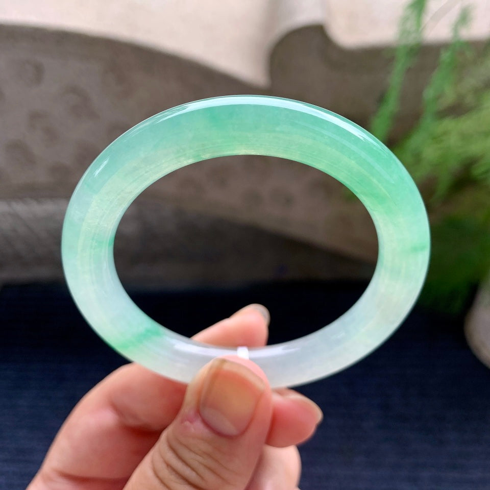 糯冰种飘绿圆条手镯（52mm）（yc173914）