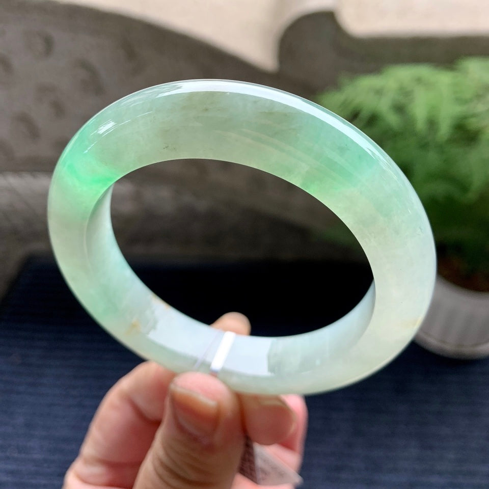 糯冰种晴水平安镯（55.8mm）（yc082099）