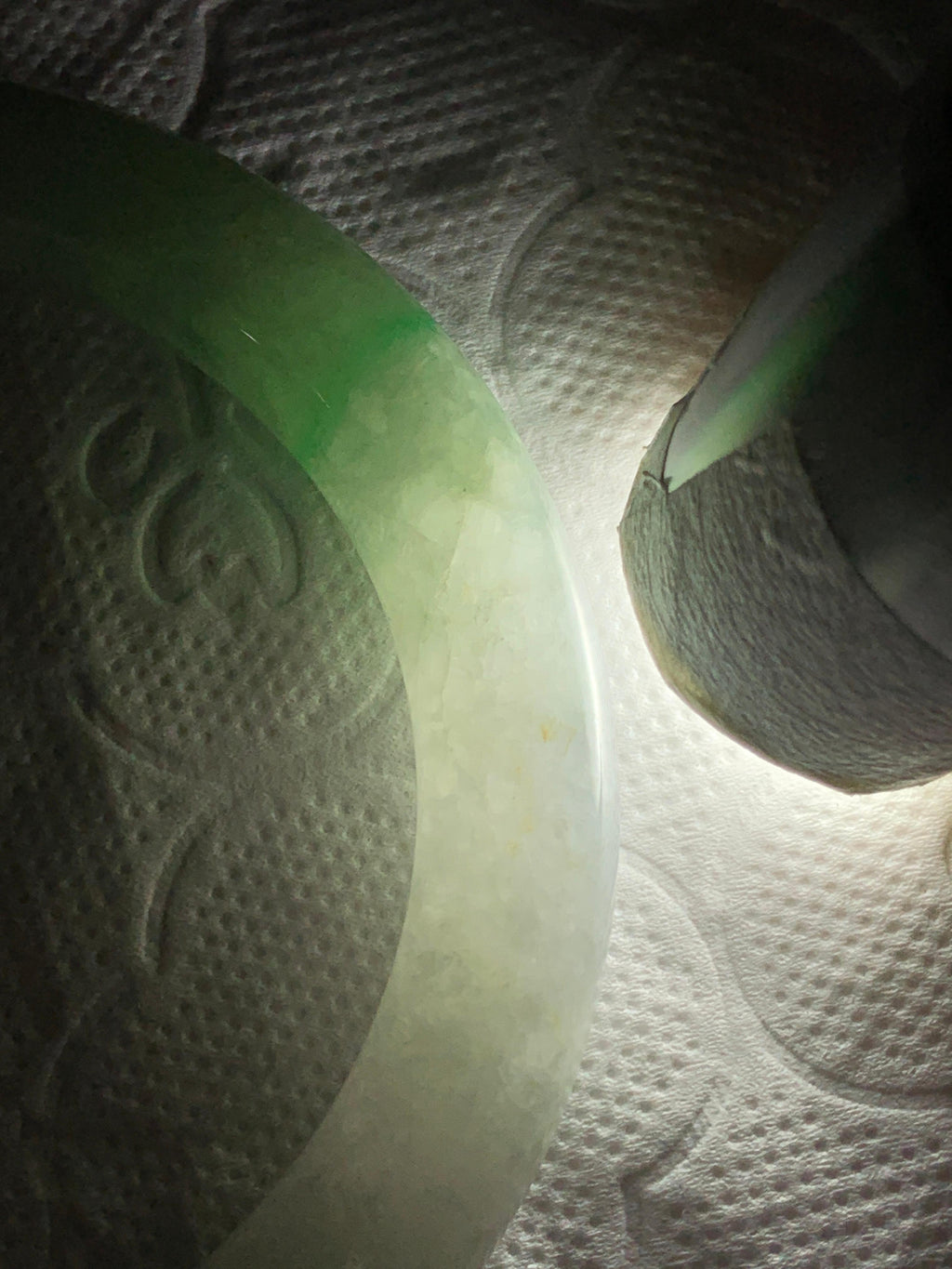 细糯种 白底青圆条手镯 56.5圈 天然缅甸A货翡翠（yc699550）