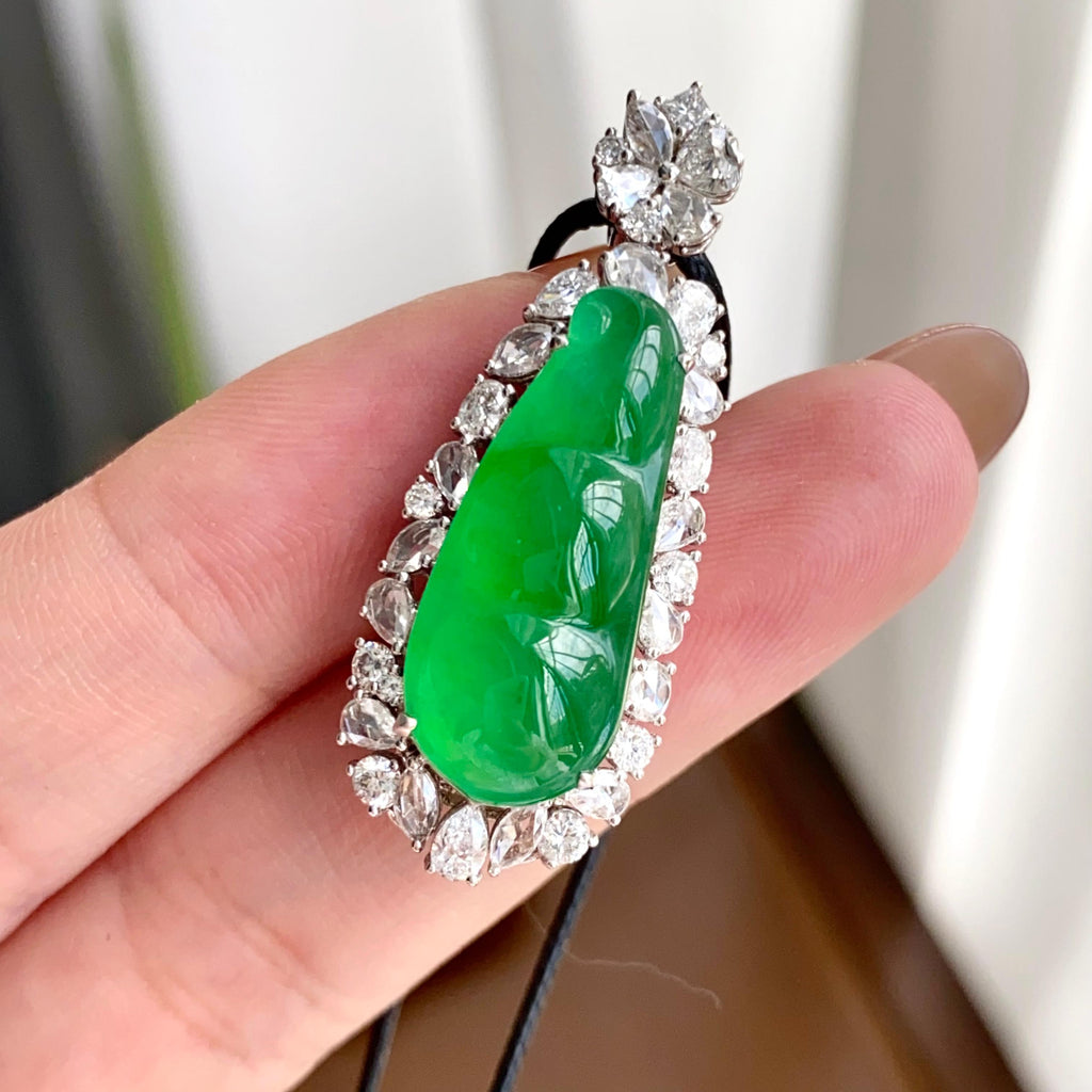 18k金钻镶冰种阳绿福豆吊坠（yc258284）