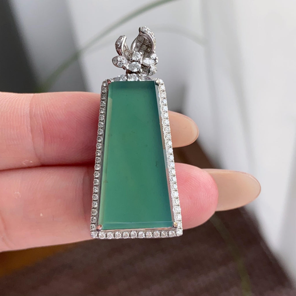 18k金钻镶冰种湖水绿无事牌吊坠（yc250216）