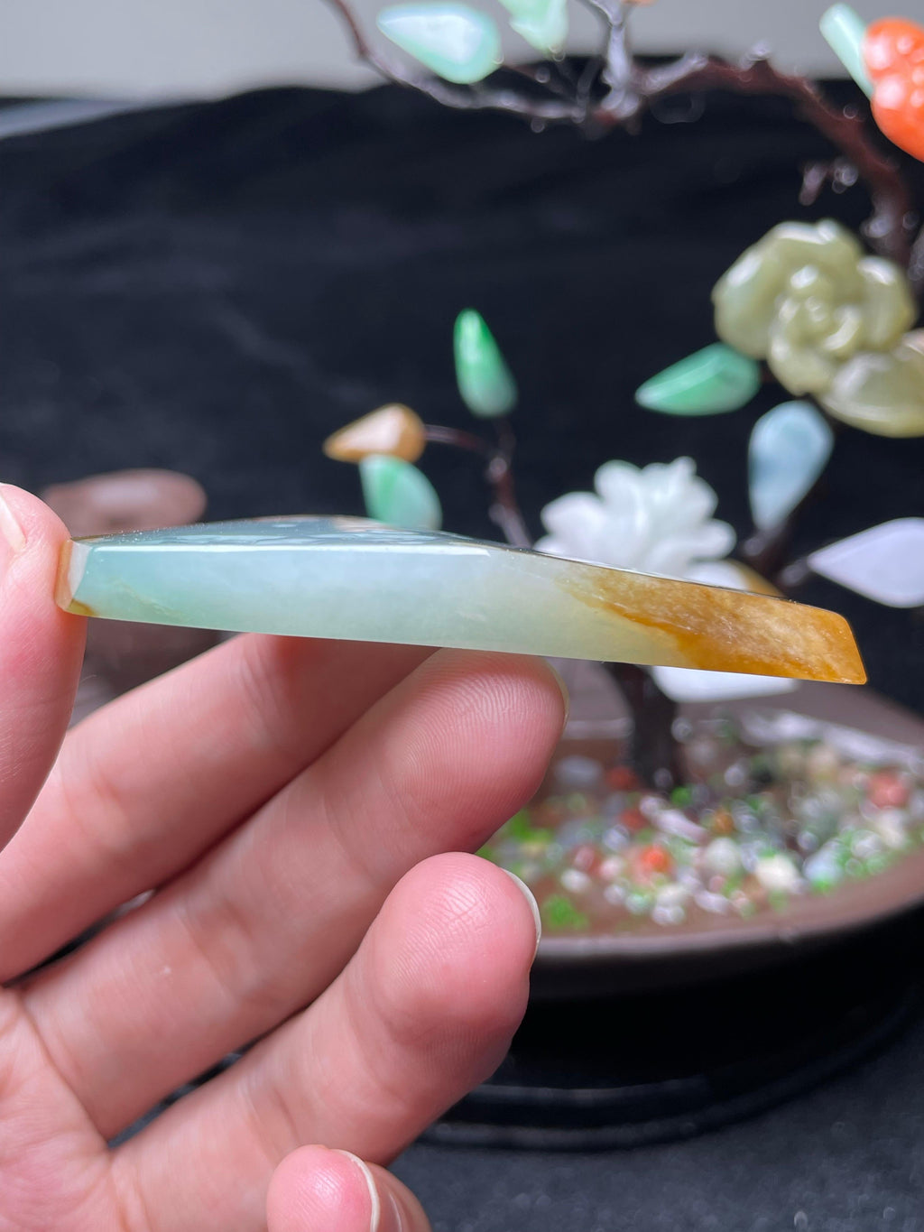 天然黄翡俏色片料（yc522628）