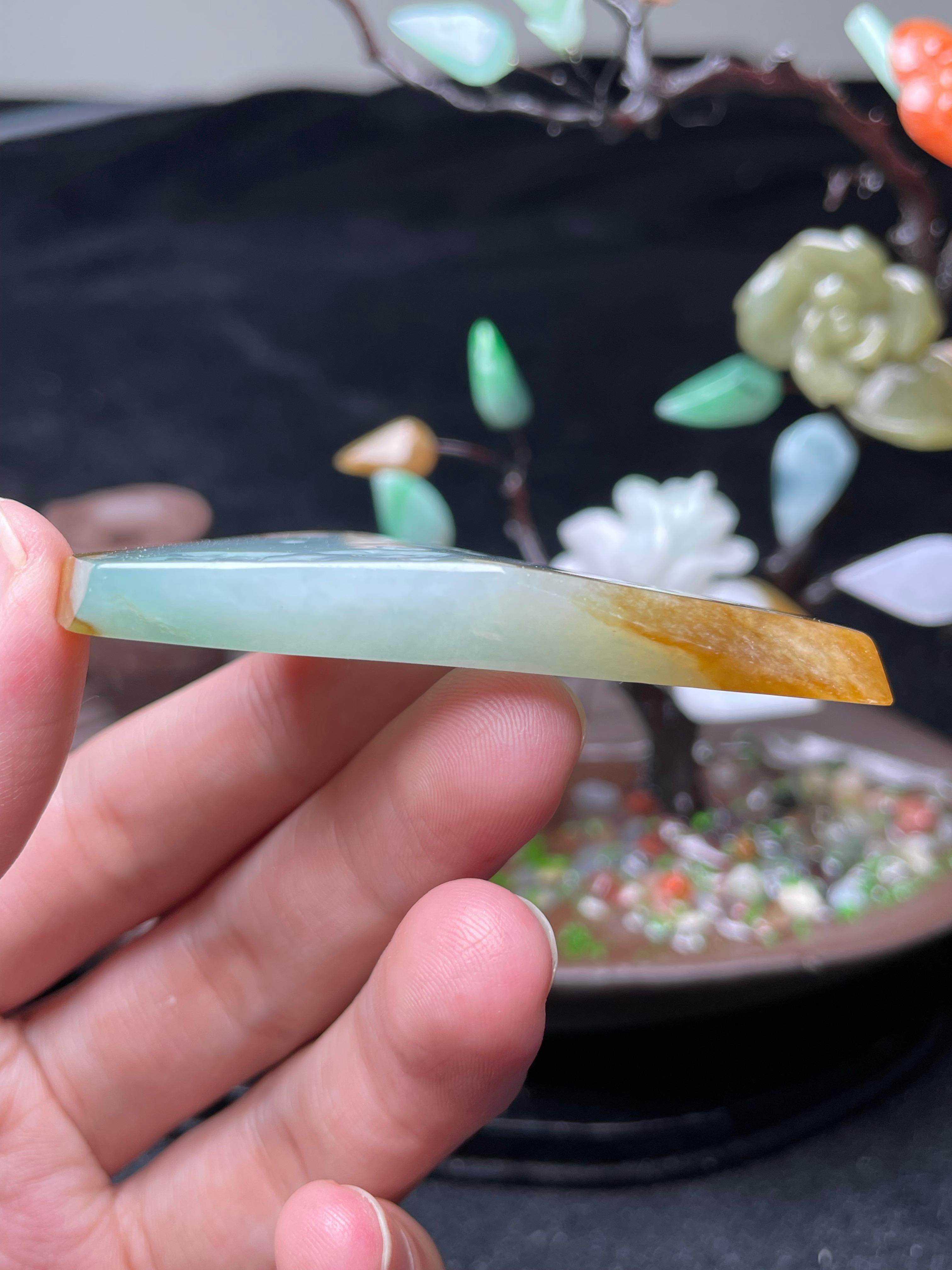 天然黄翡俏色片料（yc522628）