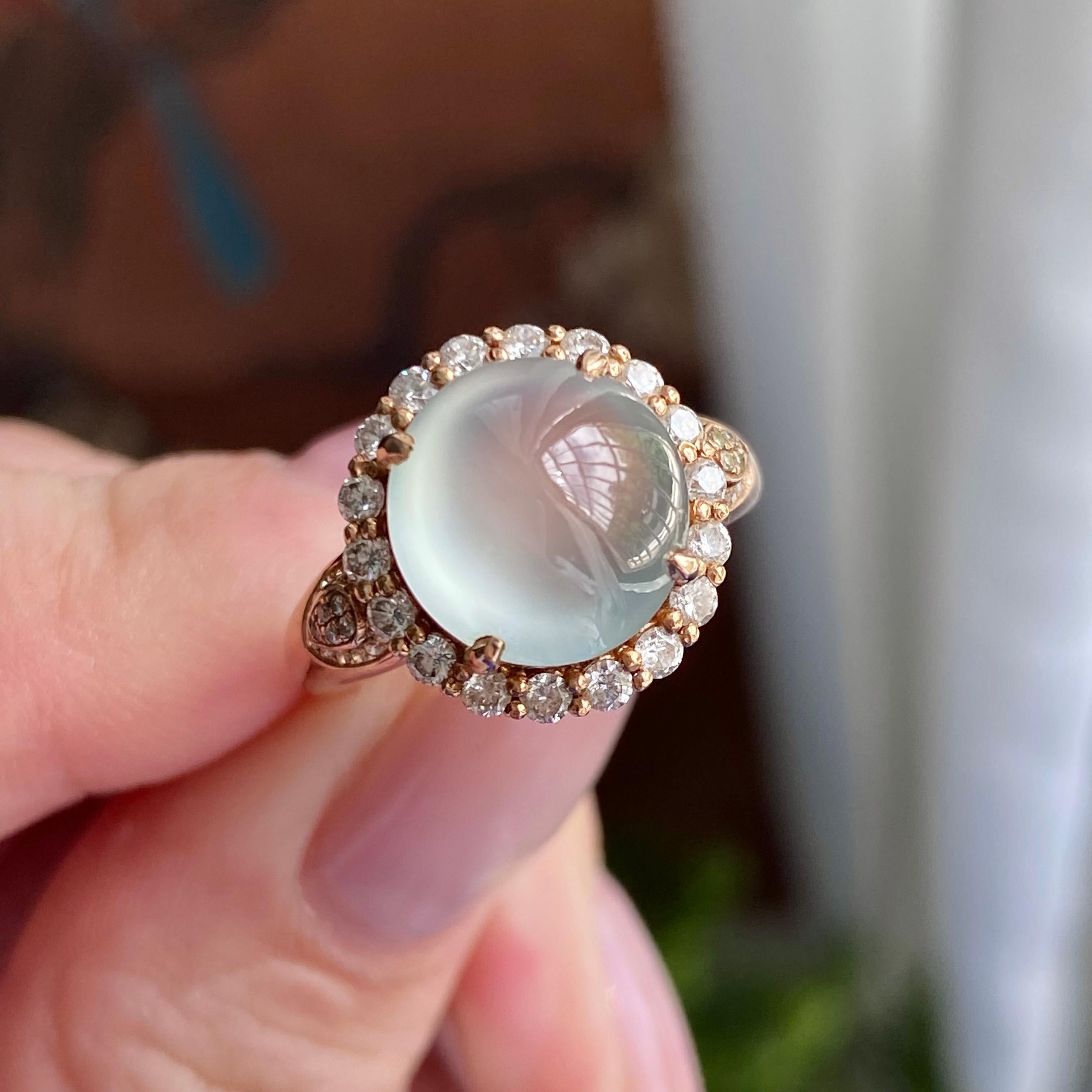 18k金钻镶冰玻种白月光蛋面戒指（yc235117）