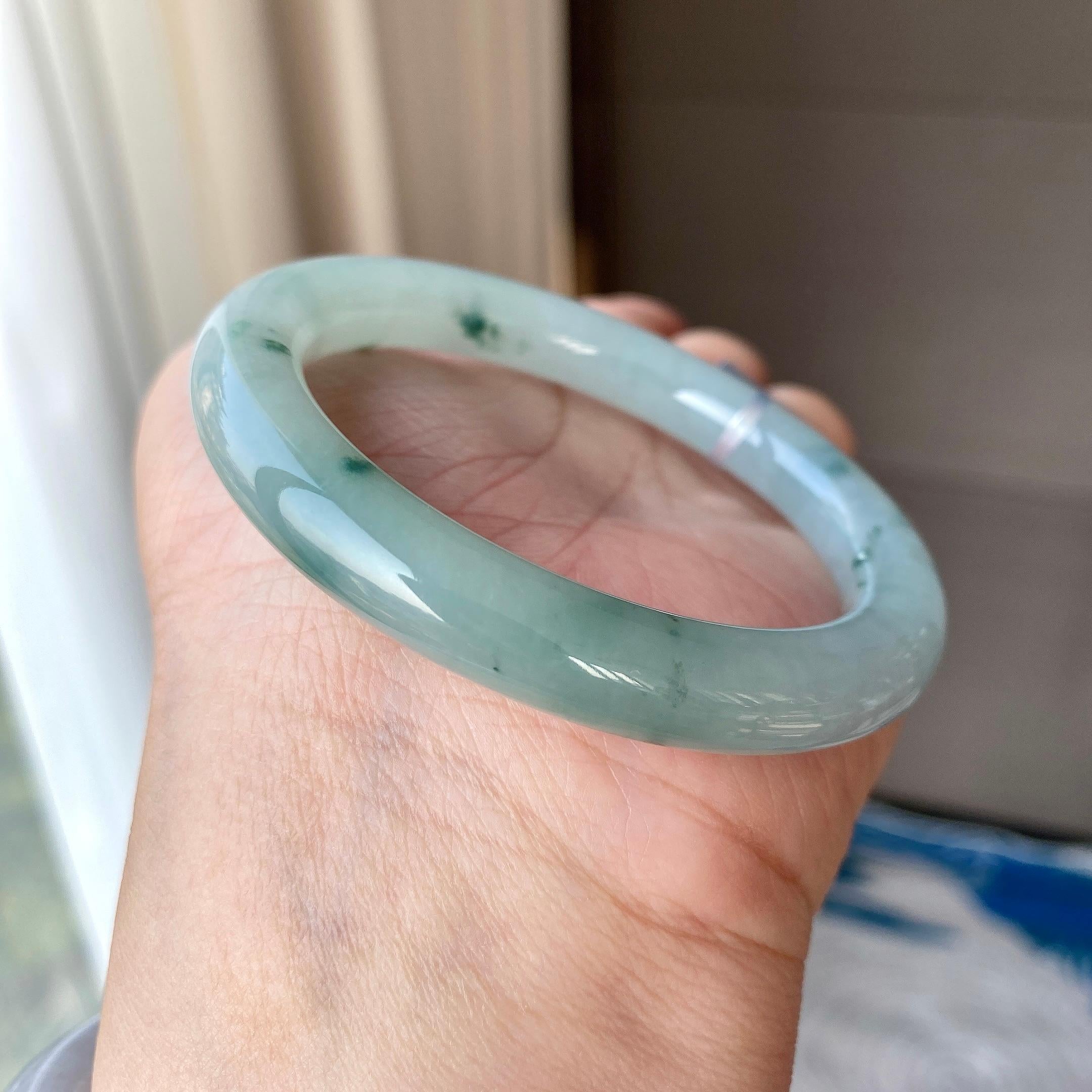 细糯种飘花圆条手镯56圈口 天然缅甸A货翡翠（yc316461）