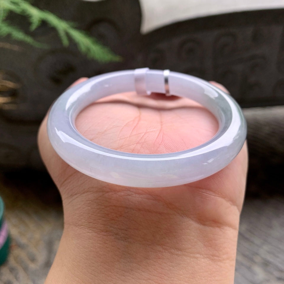 糯化淡粉底晴水圆条手镯（53.5mm）（yc016973）