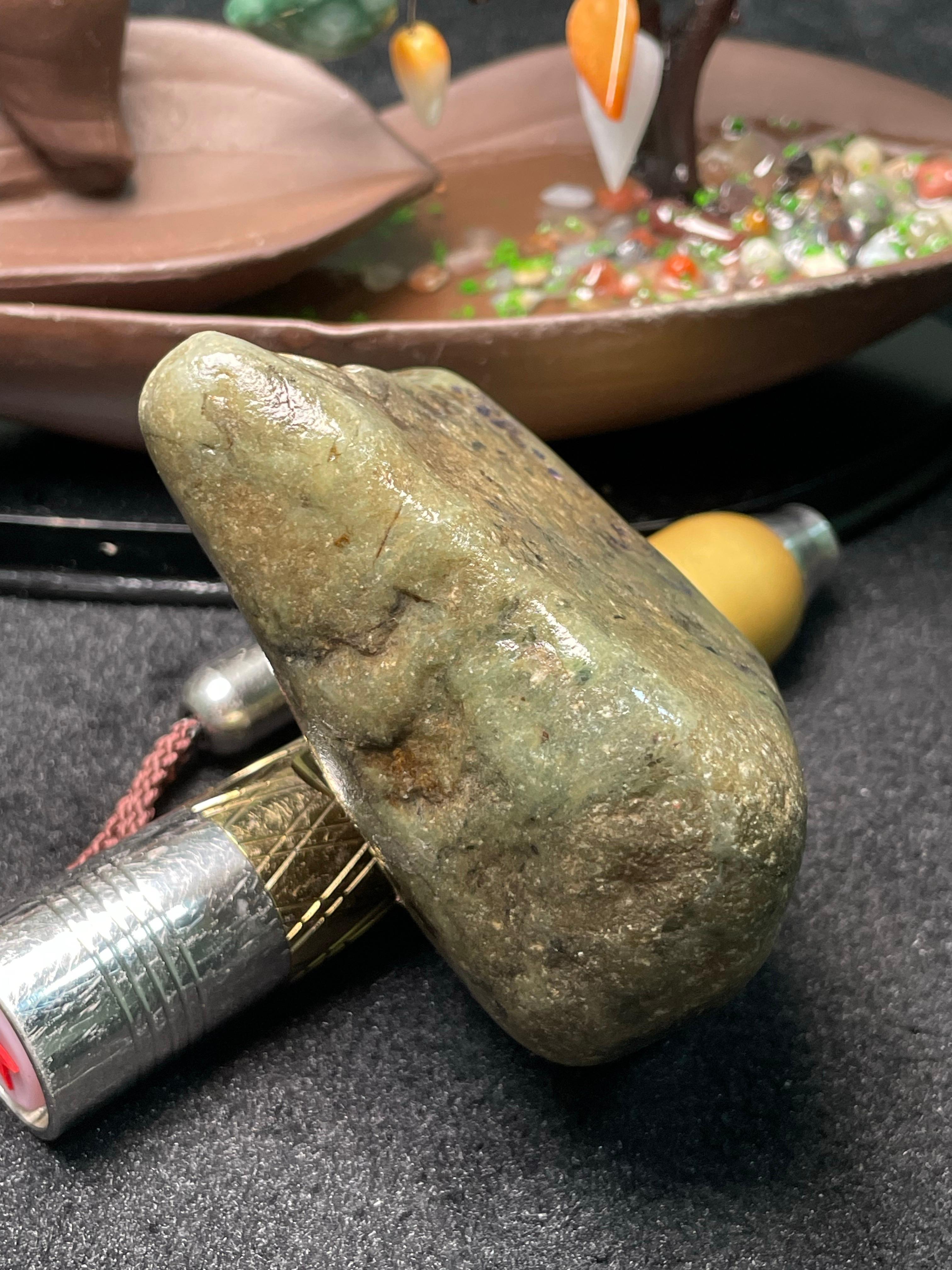 后江开窗冰底飘阳绿牌子挂件料（yc494742）