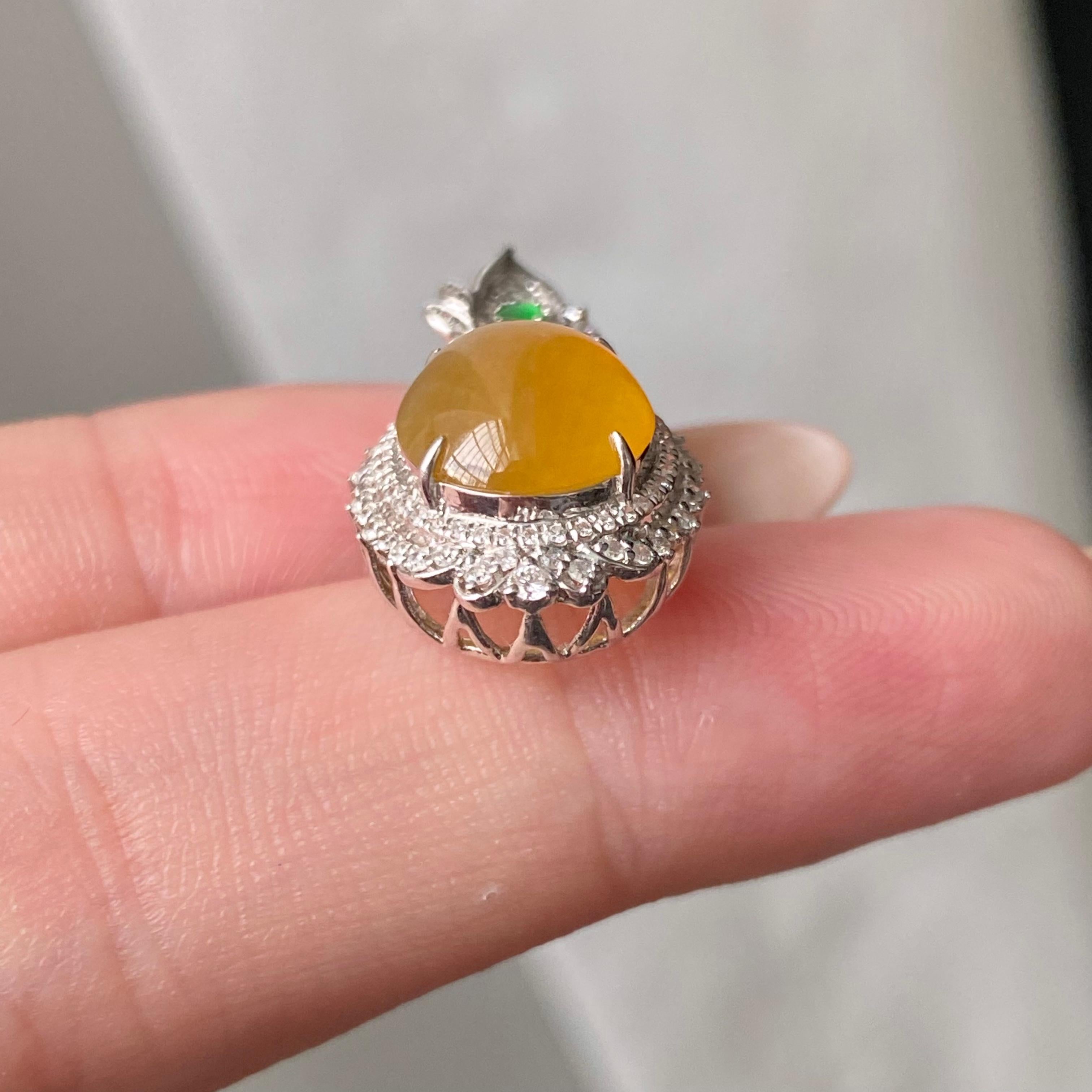 18k金钻镶冰种黄翡蛋面吊坠（yc204916）