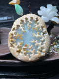 大马坎开窗晴底飘黄牌子挂件料（yc532905）