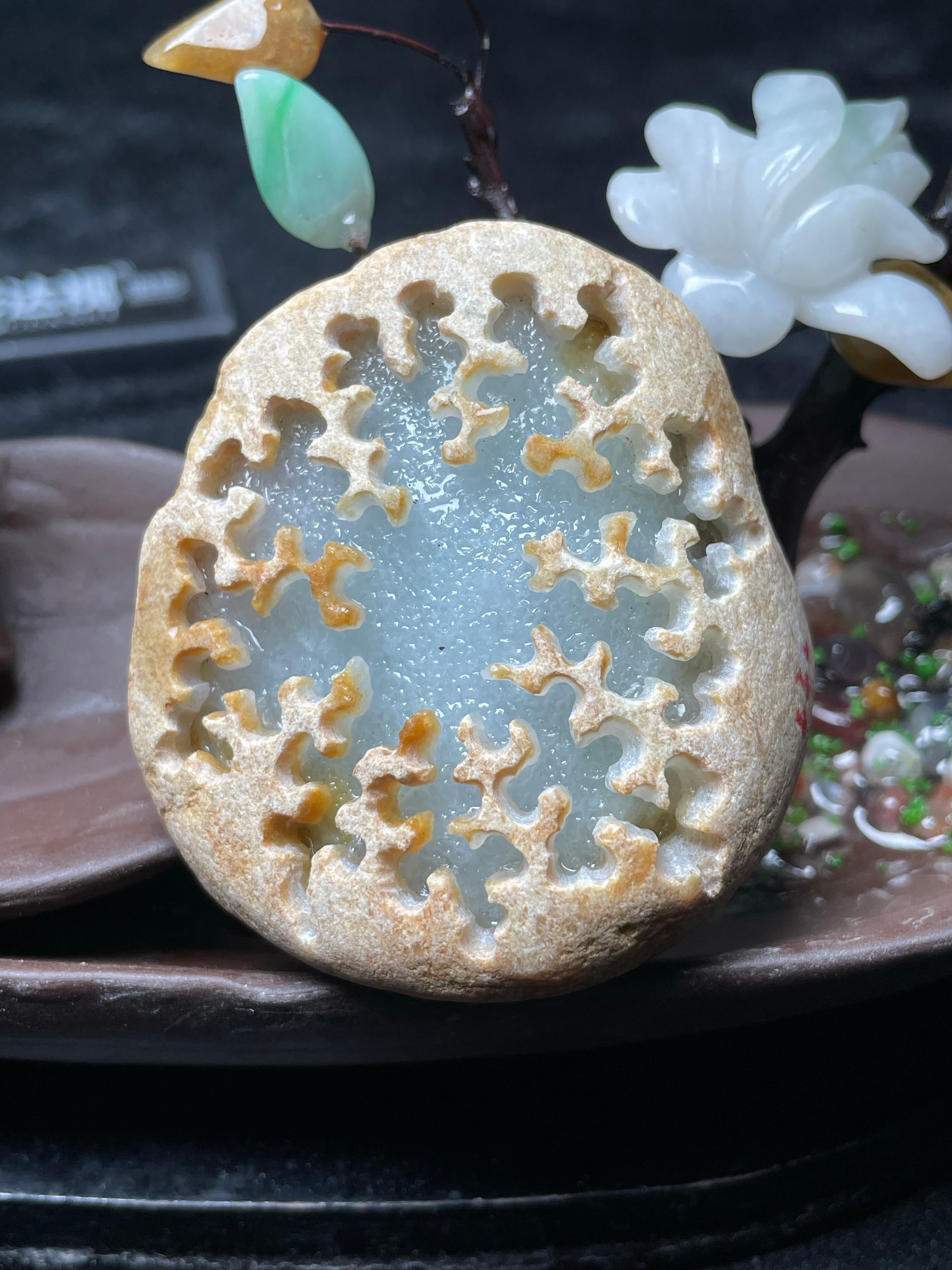 大马坎开窗晴底飘黄牌子挂件料（yc532905）