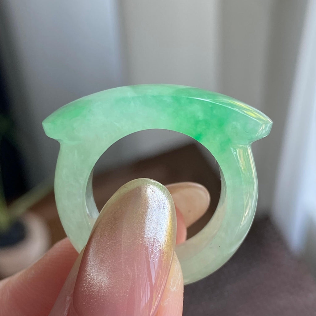 糯冰种金丝阳绿扳指（yc267893）
