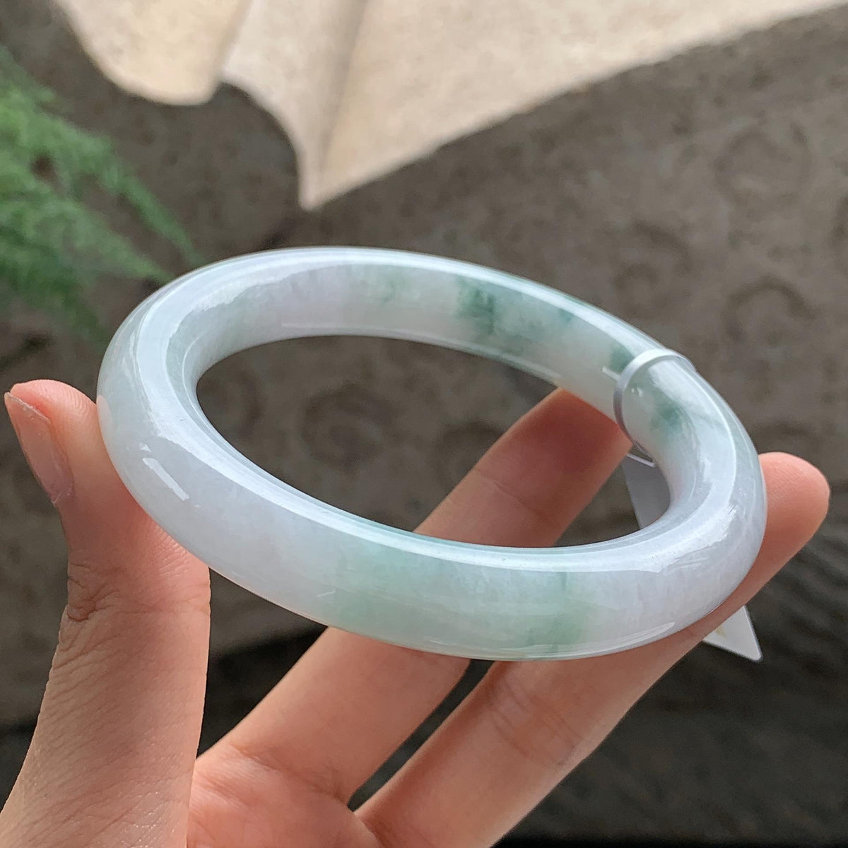 细糯种 飘花圆条手镯 56.5圈 天然缅甸A货翡翠（yc701181）