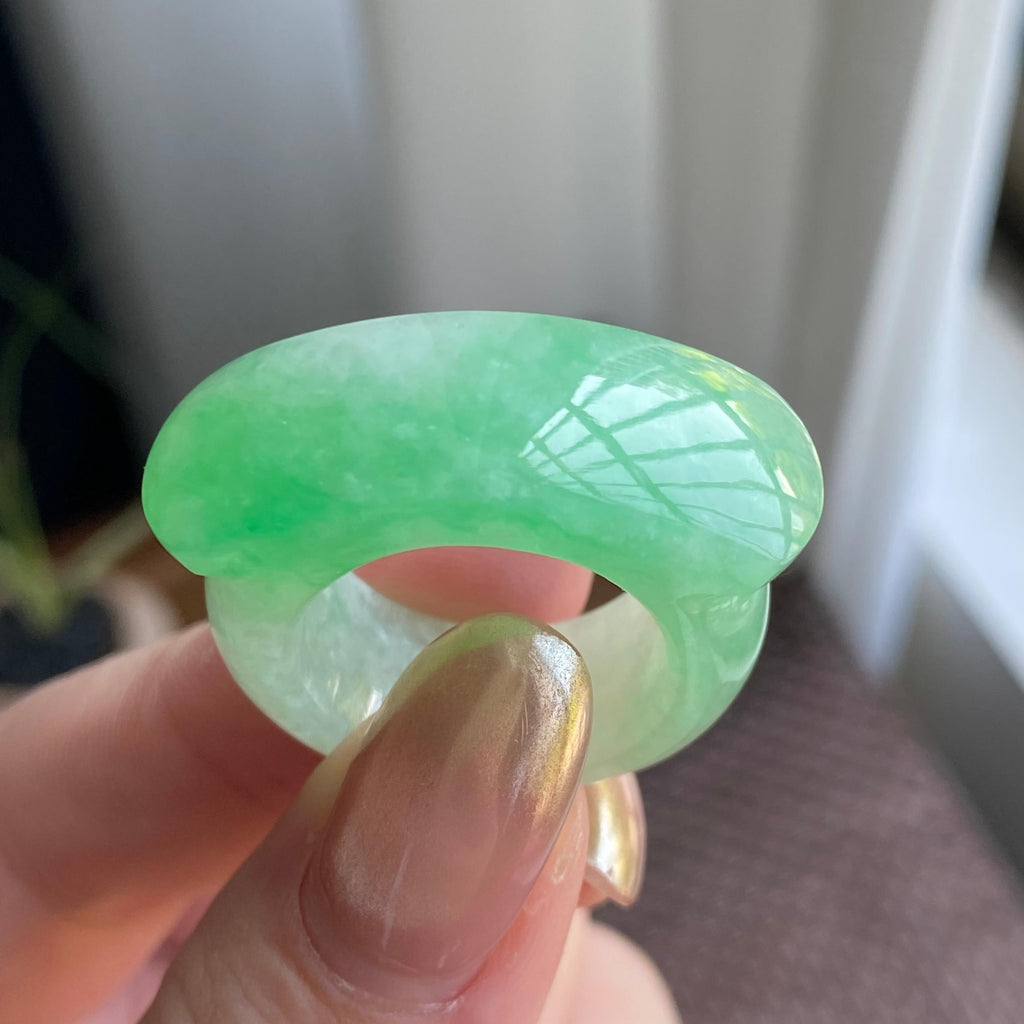 糯冰种果绿扳指（yc267895）