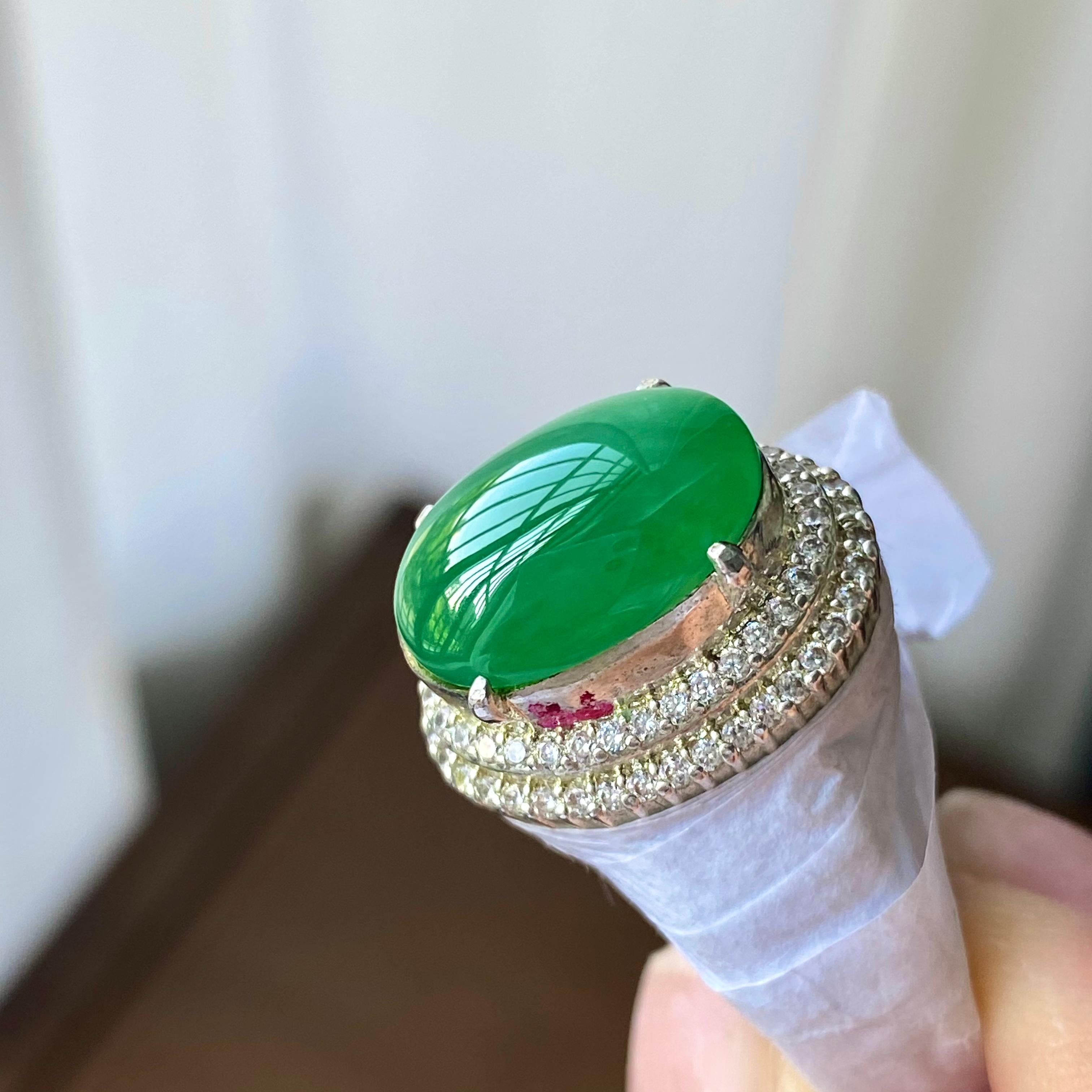 糯冰种满绿蛋面裸石（yc303932）