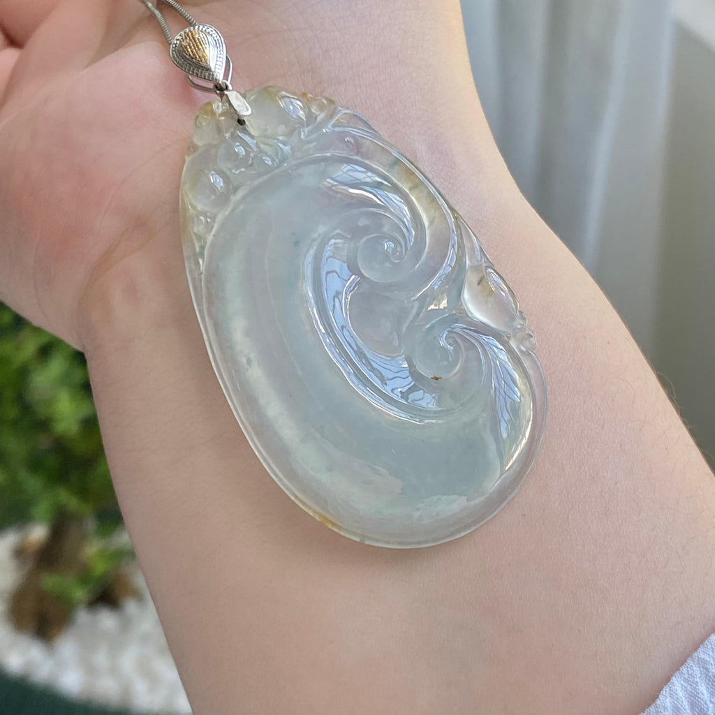 18k金钻镶冰种飘花飘黄翡如意吊坠（yc214318）