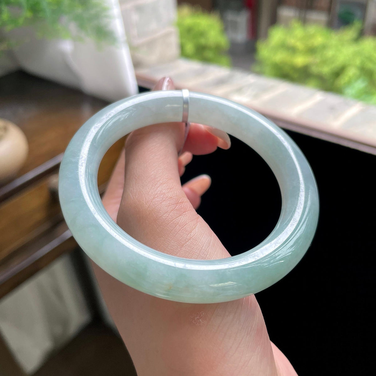 细糯种带底色果绿圆条 55圈 天然缅甸A货翡翠（yc703293）