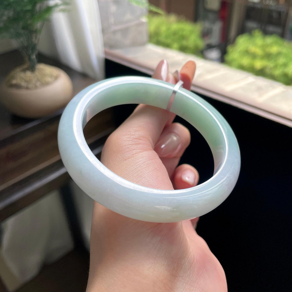 大圈口 糯种果绿正圈平安镯 59圈 天然缅甸A货翡翠（yc693156）