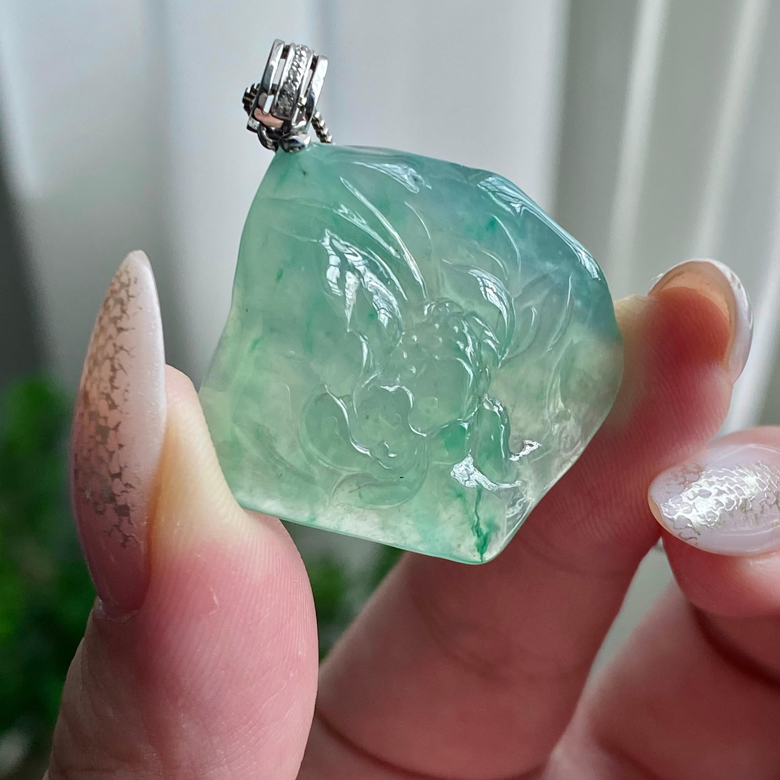 18k金钻镶冰种晴底莲花吊坠（yc206738）