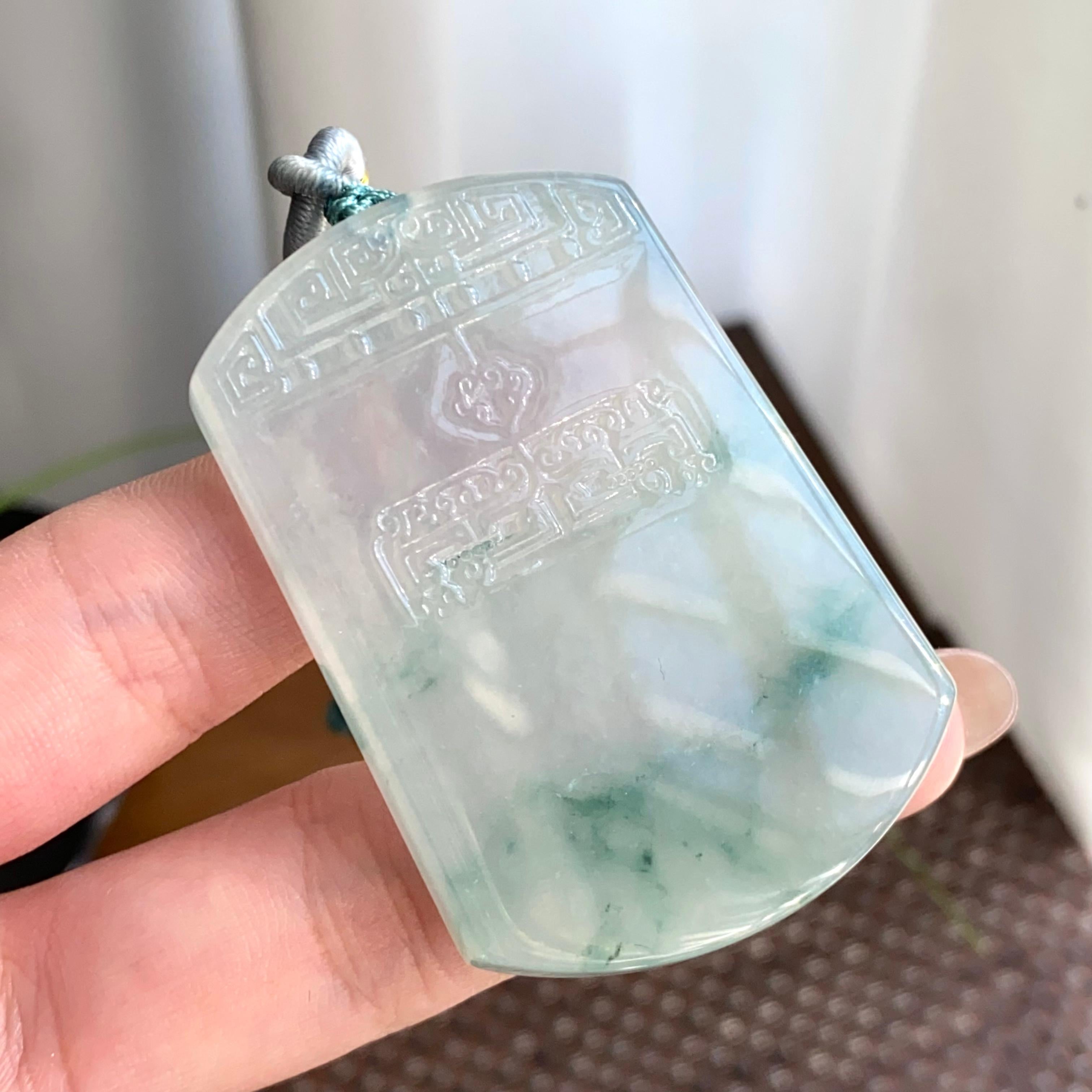 冰种飘花无事牌吊坠（yc265664）