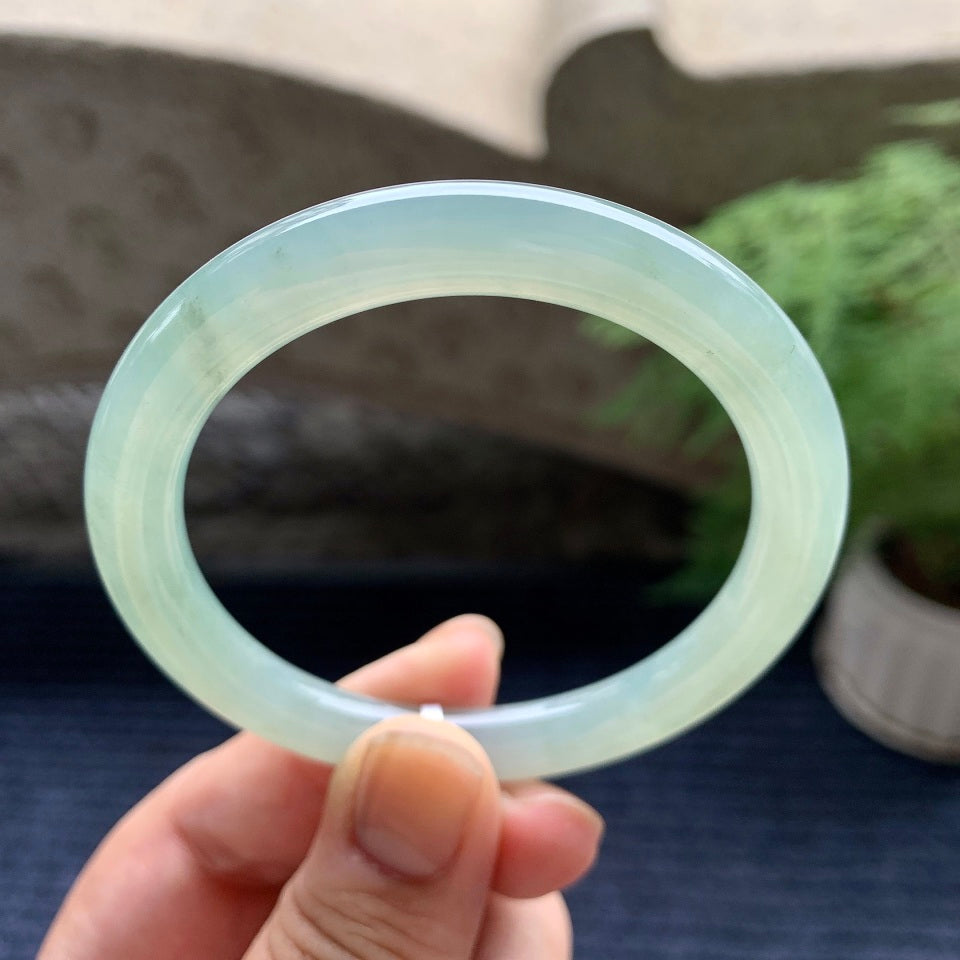 糯冰种淡晴底圆条手镯（54mm）（yc101282）