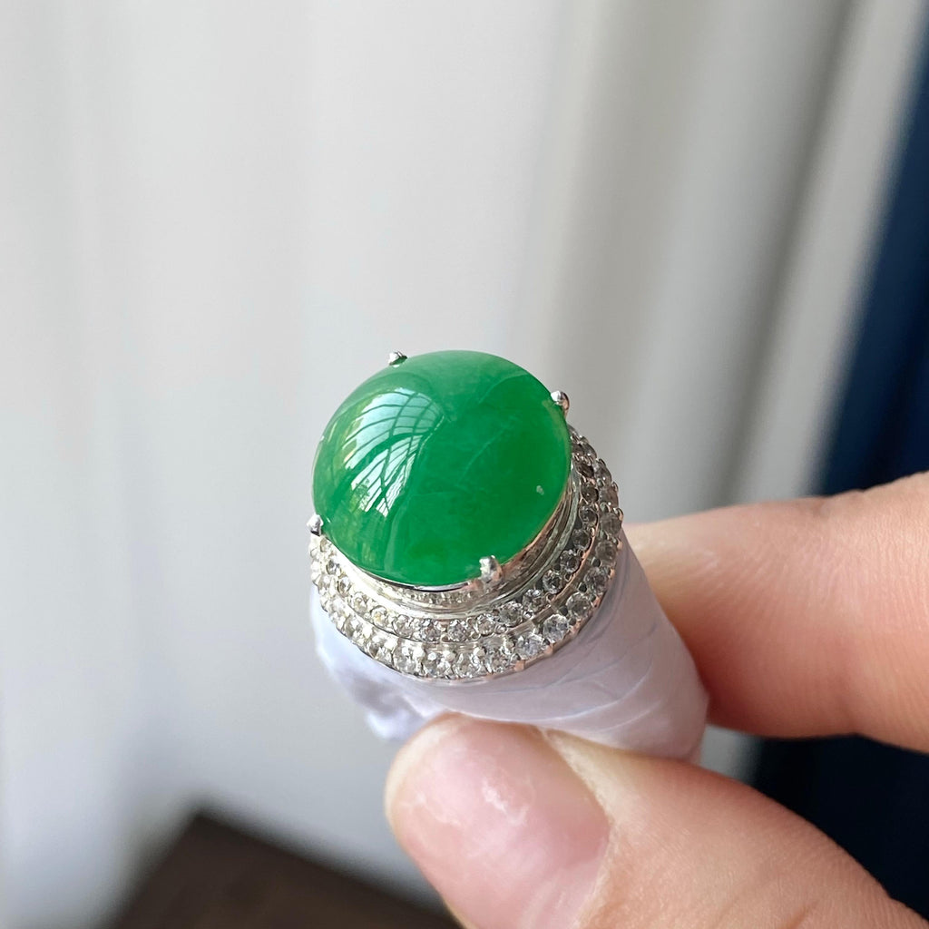 糯冰种满绿蛋面裸石（yc303893）