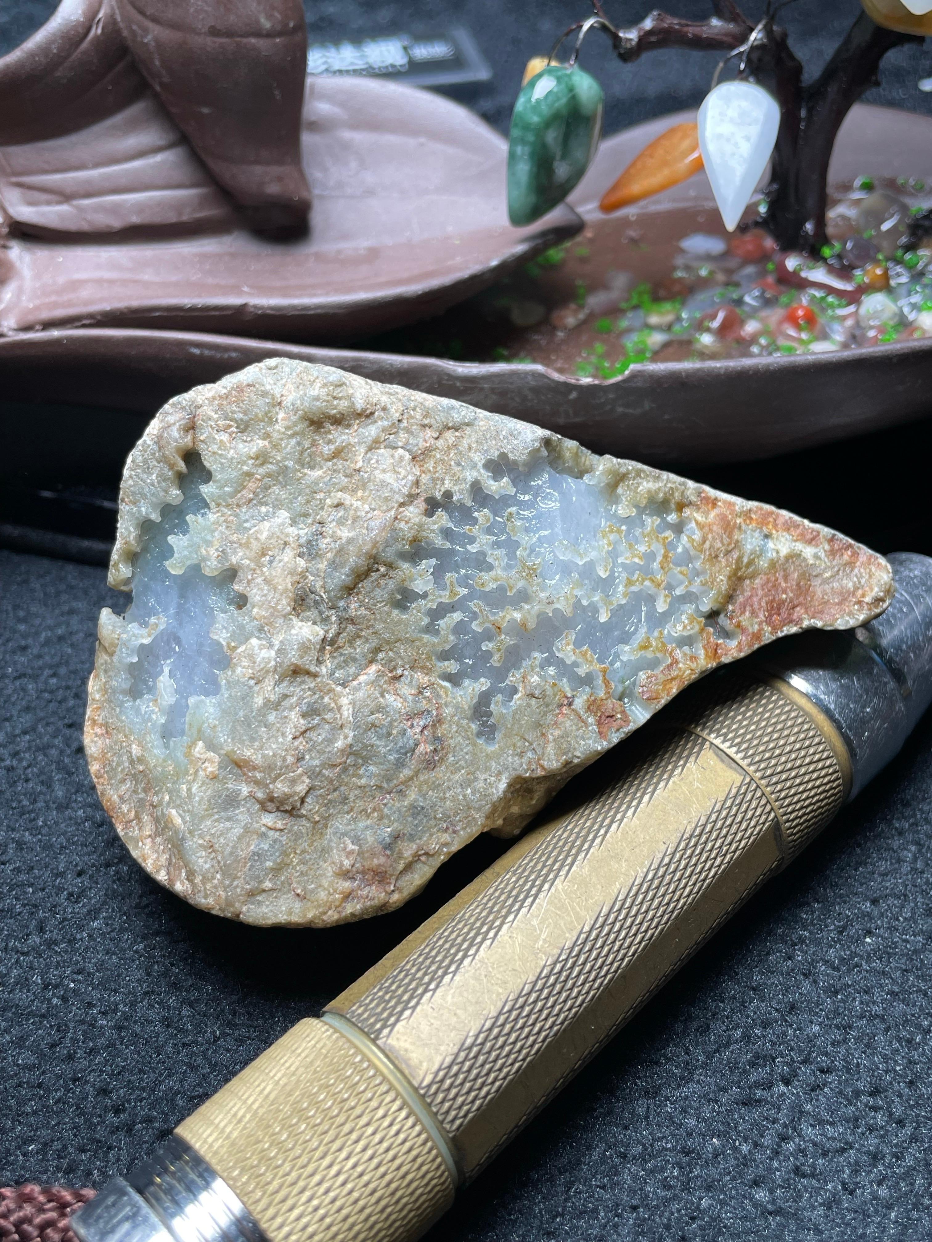 莫西沙开窗白冰料（yc533162）