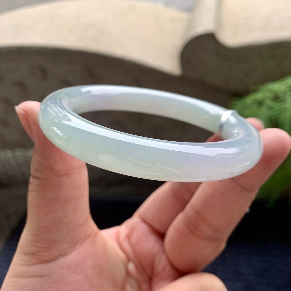 细糯种淡晴底圆条手镯（57.2mm）（yc110699）