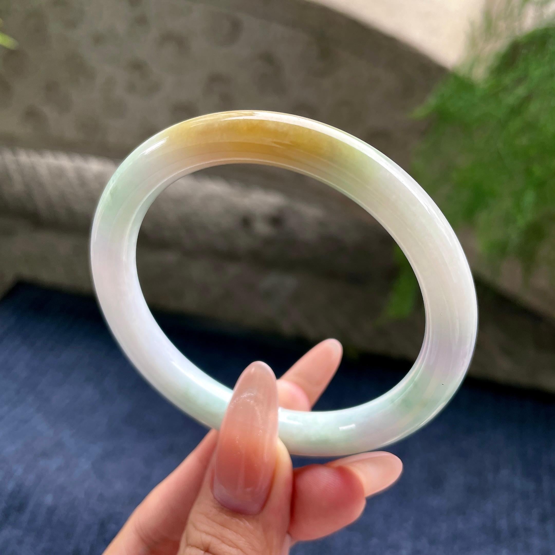 糯种黄翡圆条美人条 57圈口 天然缅甸A货翡翠（yc530800）