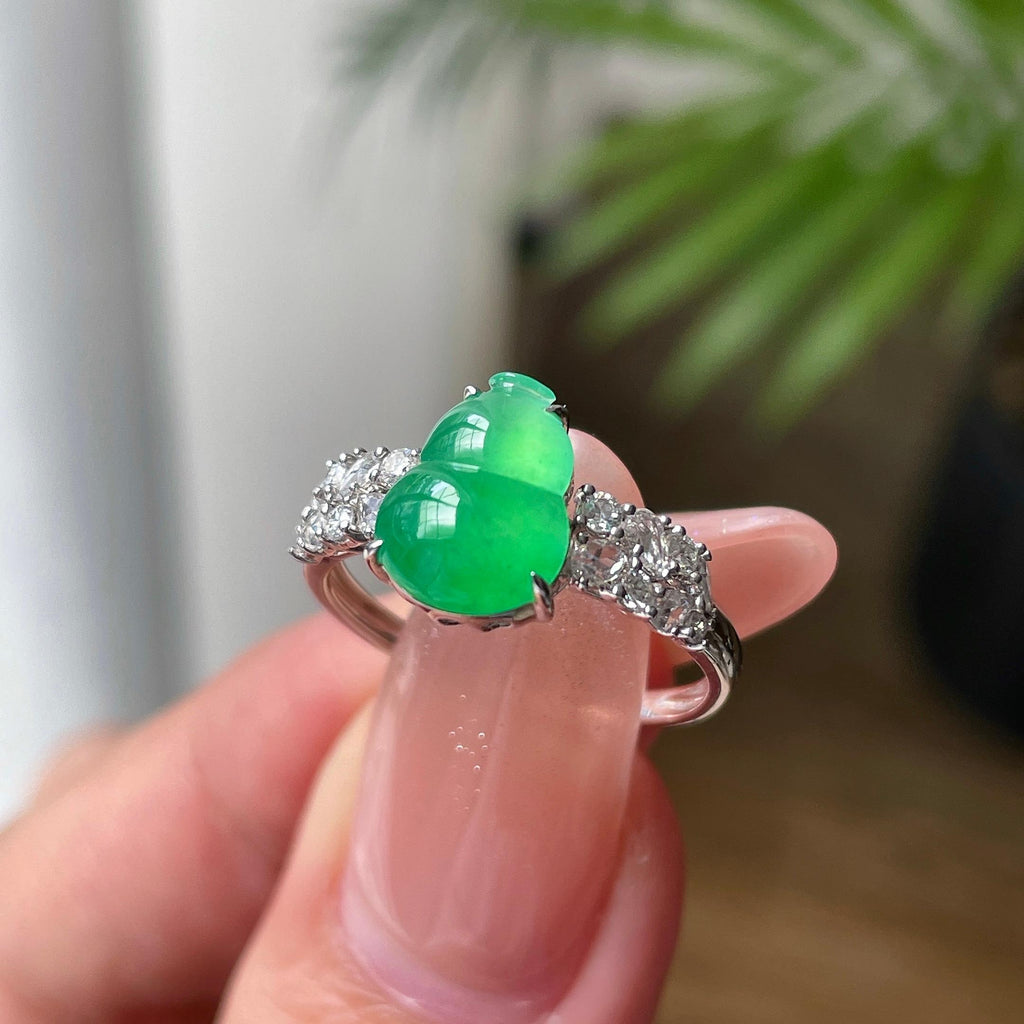 18k金镶冰阳绿葫芦戒指 天然缅甸A货翡翠（yc534435）
