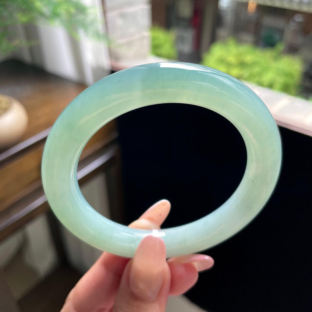 大圈口 糯冰种油青色湖水绿圆条 58圈 天然缅甸A货翡翠（yc696436）