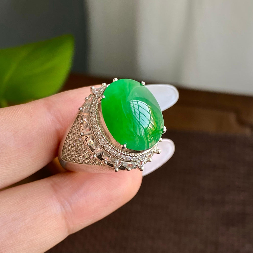 糯冰种满绿裸石蛋面（yc282937）