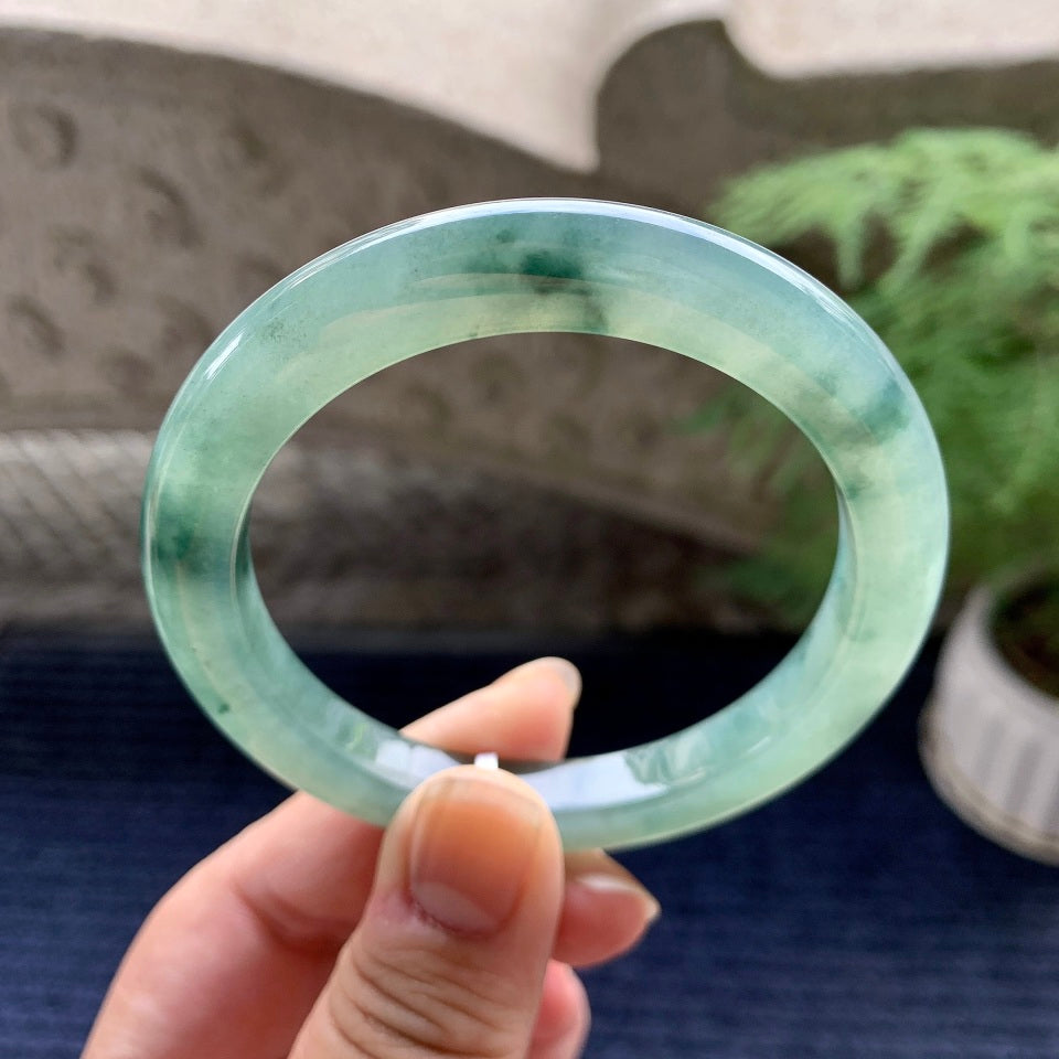 细糯种油青飘花泥鳅背手镯（56.5mm）（yc096600）