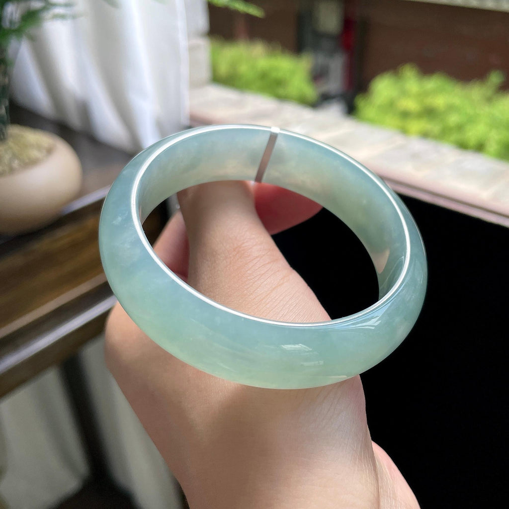 糯冰种冰蓝水油青色宽版正圈平安镯 57圈 天然缅甸A货翡翠（yc693183）