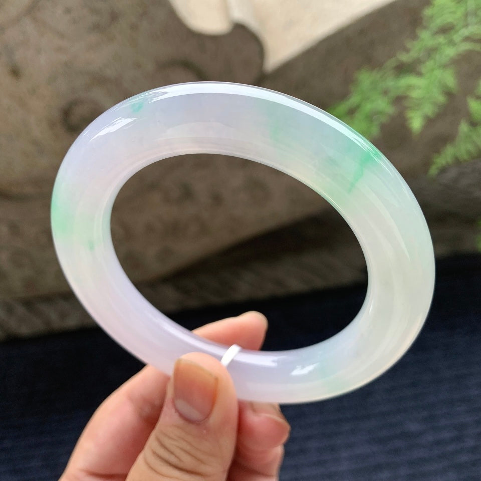 糯冰种飘绿圆条手镯（59.9mm）（yc165855）