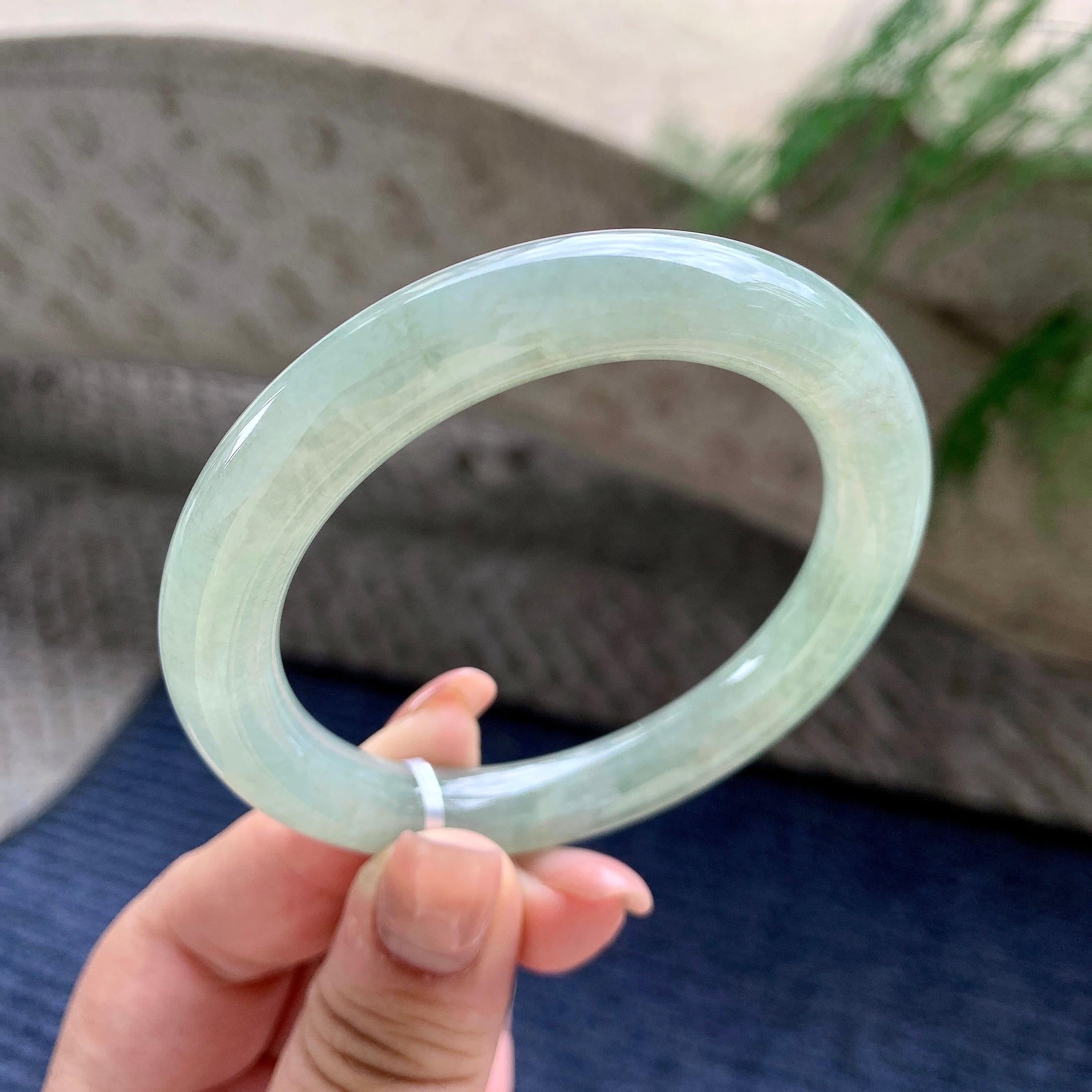 细糯种油青圆条手镯 55圈口 天然缅甸A货翡翠（yc532859）