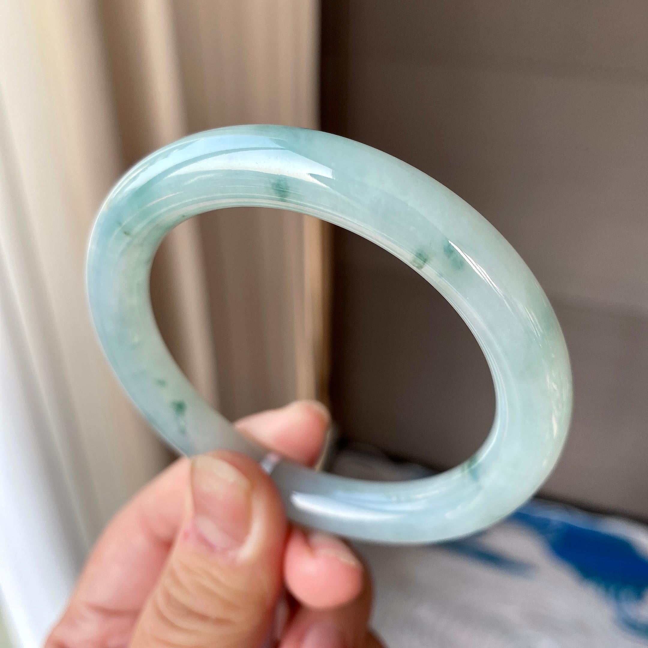 细糯种飘花圆条手镯56圈口 天然缅甸A货翡翠（yc316461）