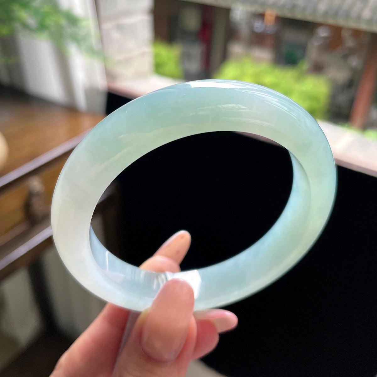 大圈口晴蓝底正圈平安镯 58.3圈 天然缅甸A货翡翠（yc696437）