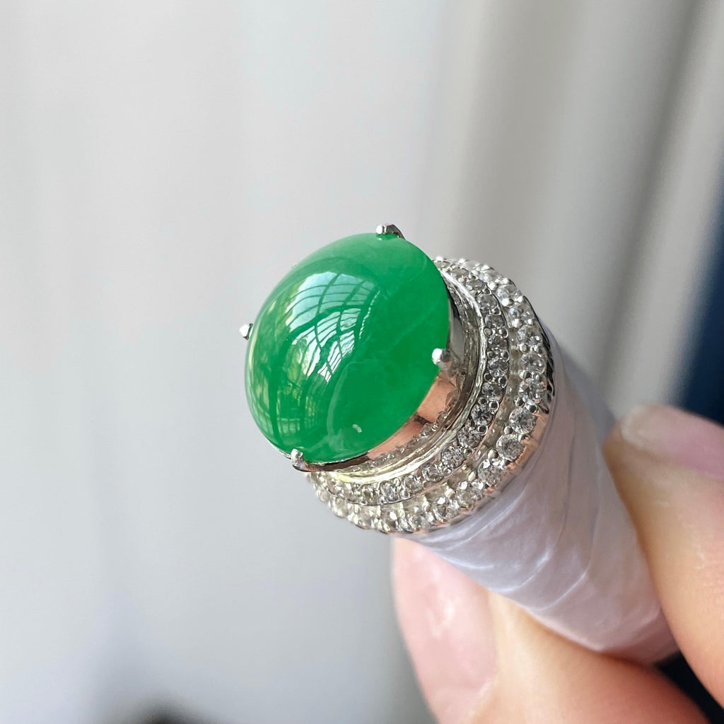 糯冰种满绿蛋面裸石（yc303893）