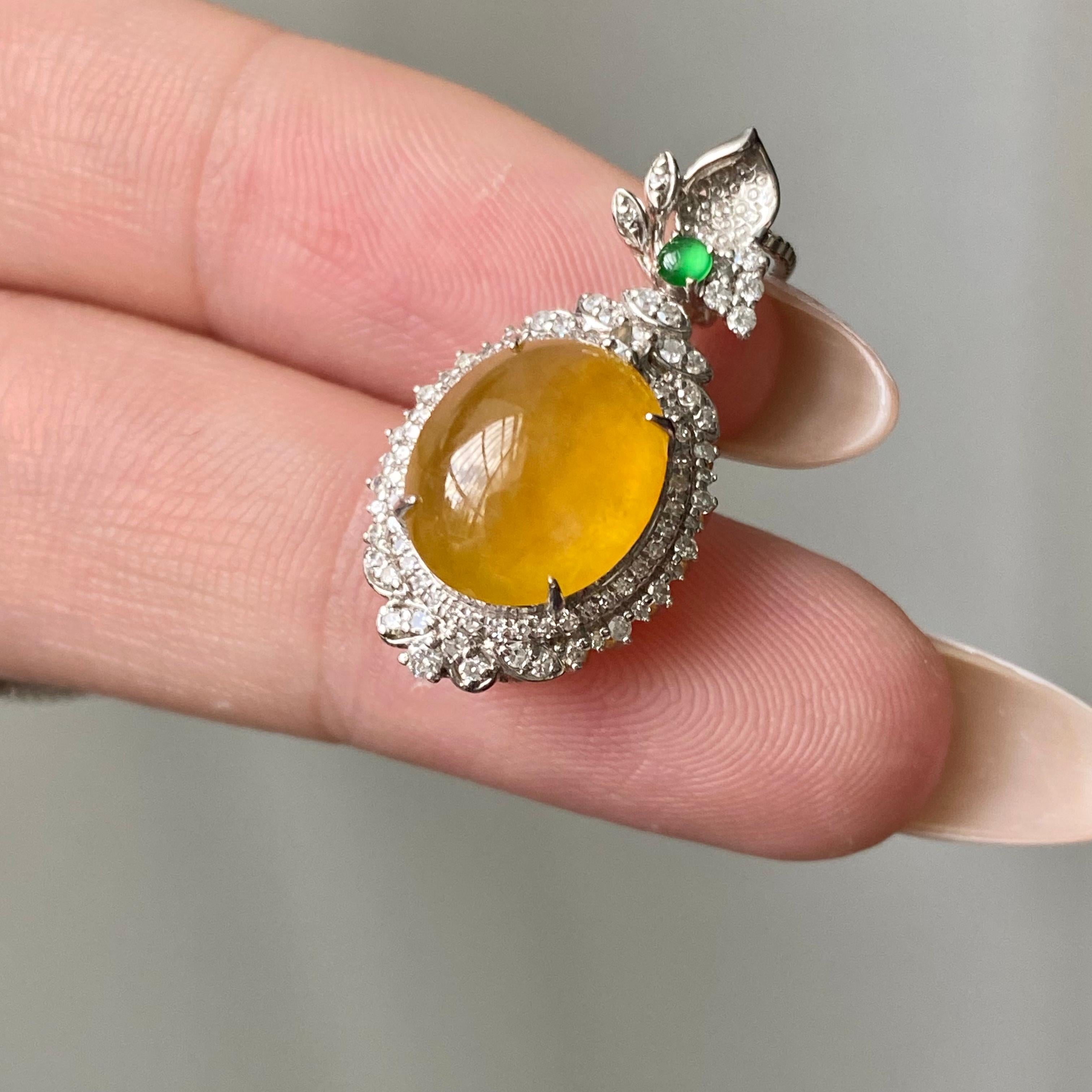 18k金钻镶冰种黄翡蛋面吊坠（yc204916）