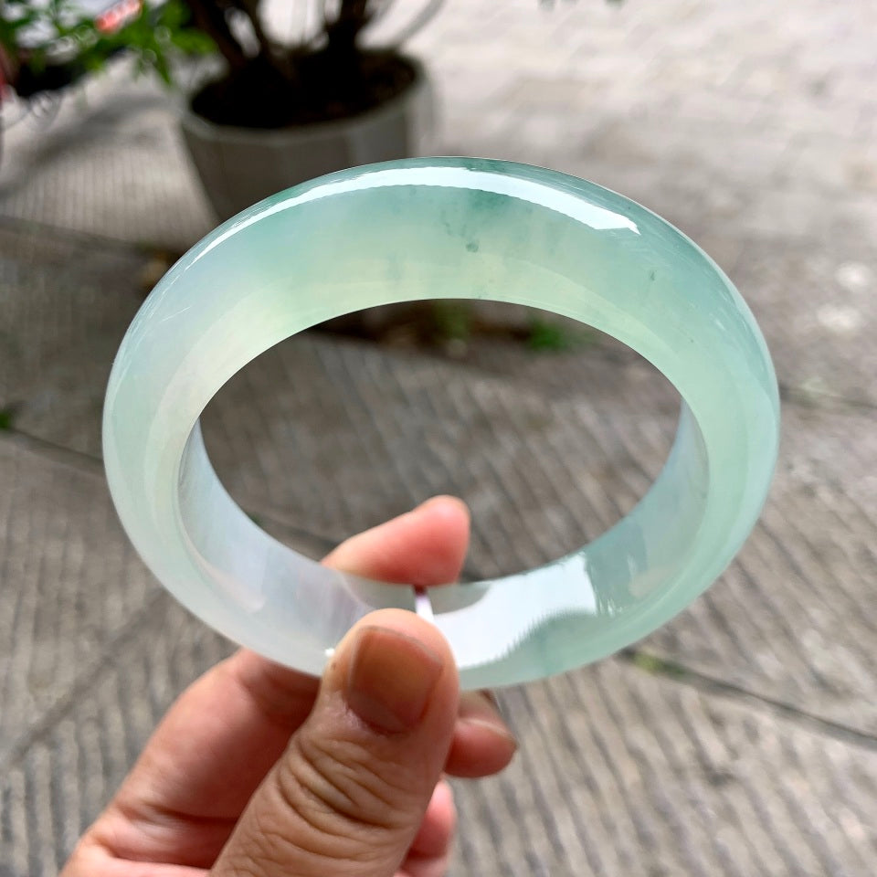 糯冰种飘花宽版轮胎手镯（63.6mm）（yc110990）