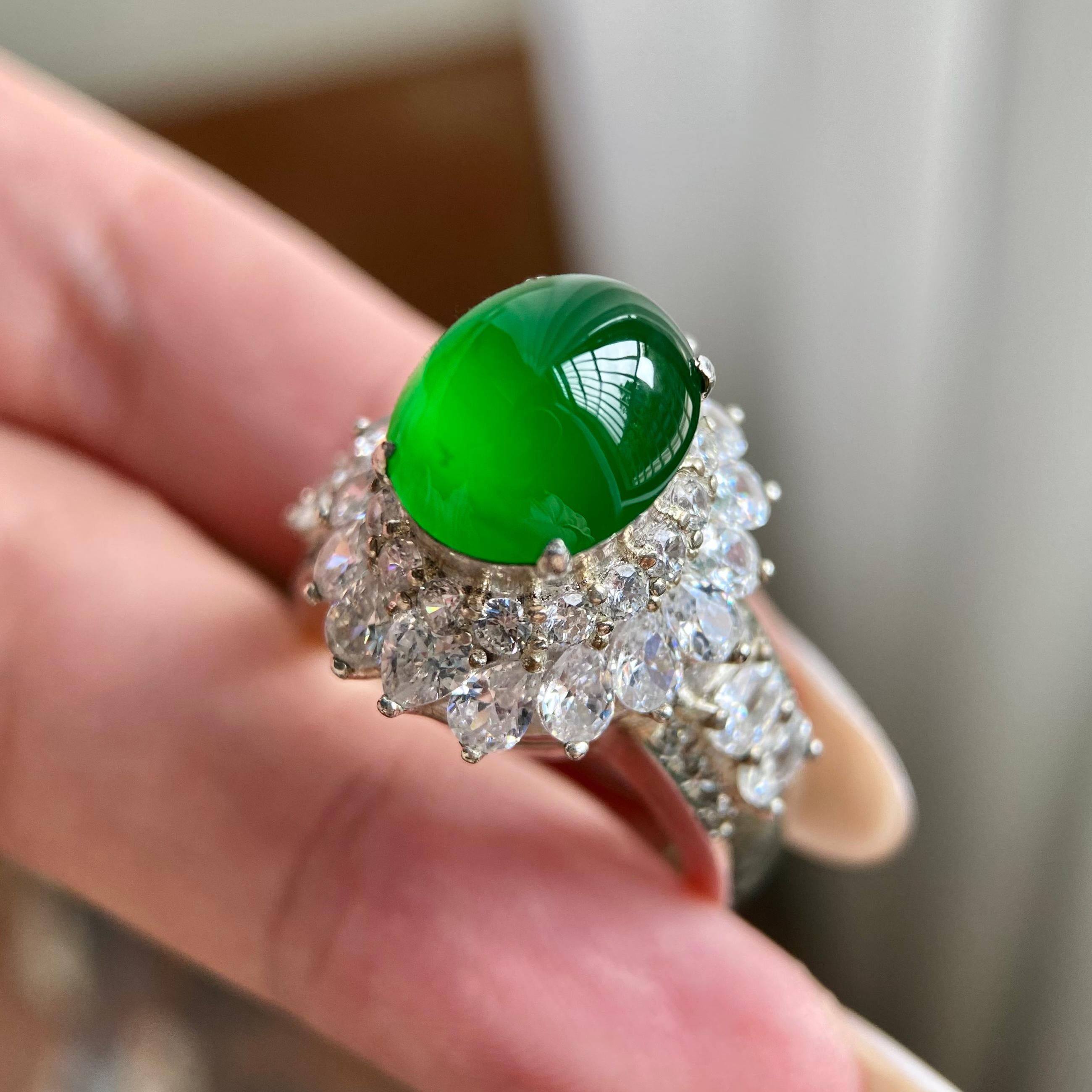 冰玻种帝王绿蛋面裸石（yc223611）