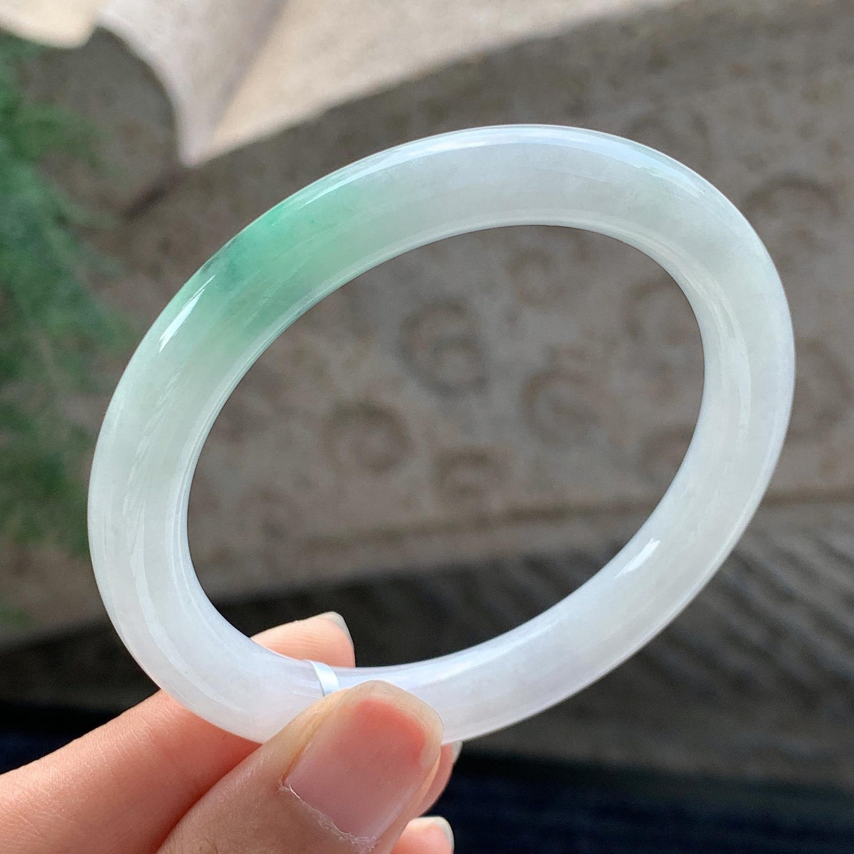细糯种 白底青圆条手镯 53.5圈 天然缅甸A货翡翠（yc699549）