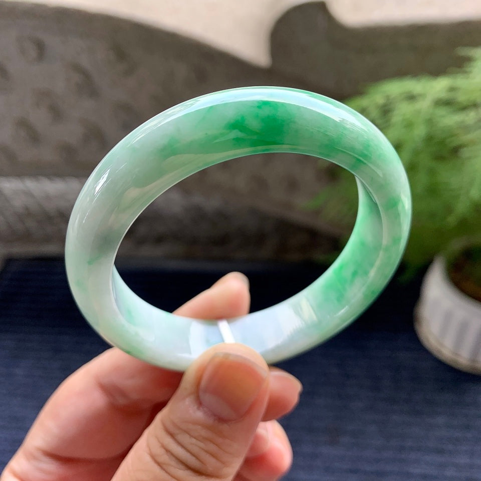 糯种飘绿平安镯（53.5mm）（yc093321）