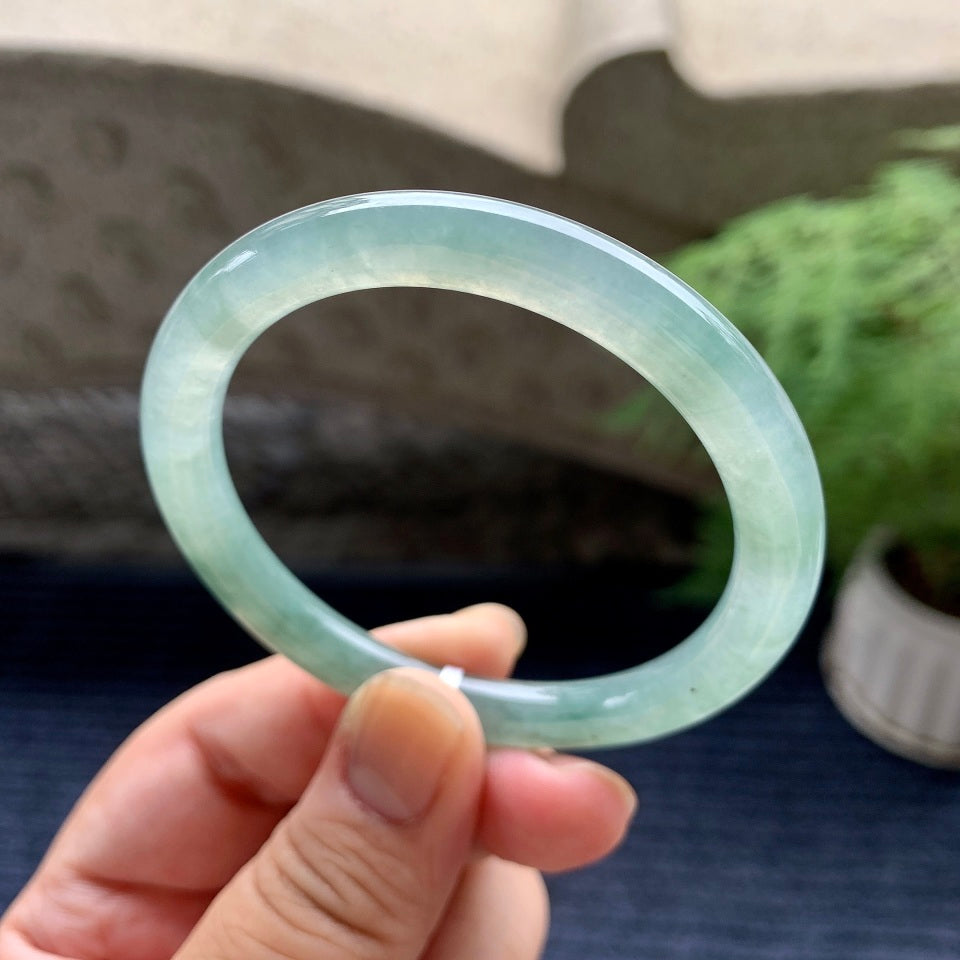 糯冰种晴底飘花圆条手镯（53.2mm）（yc101284）