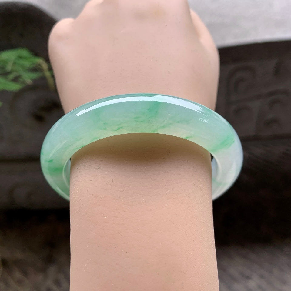 糯冰种飘绿平安镯（58mm）（yc113938）