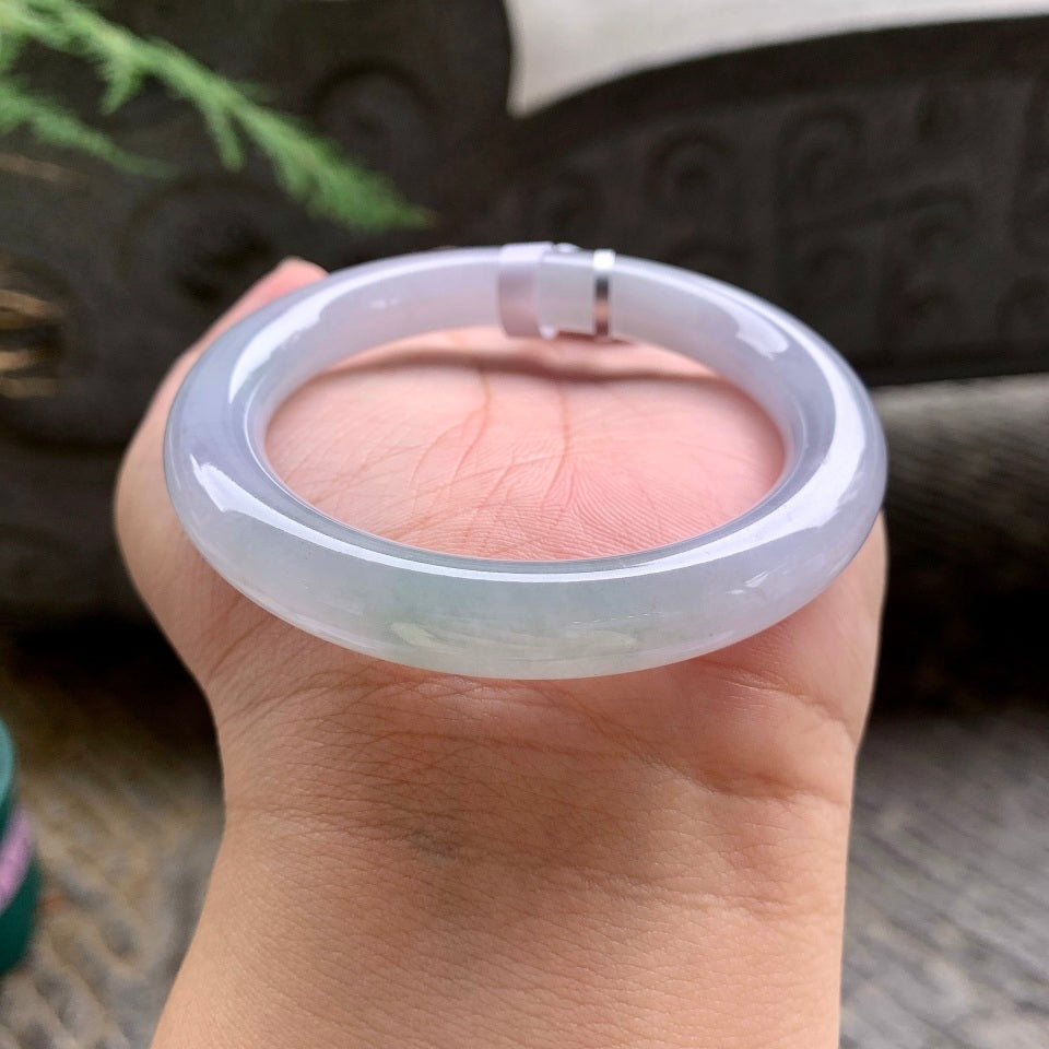 糯化淡粉底晴水圆条手镯（53.5mm）（yc016973）