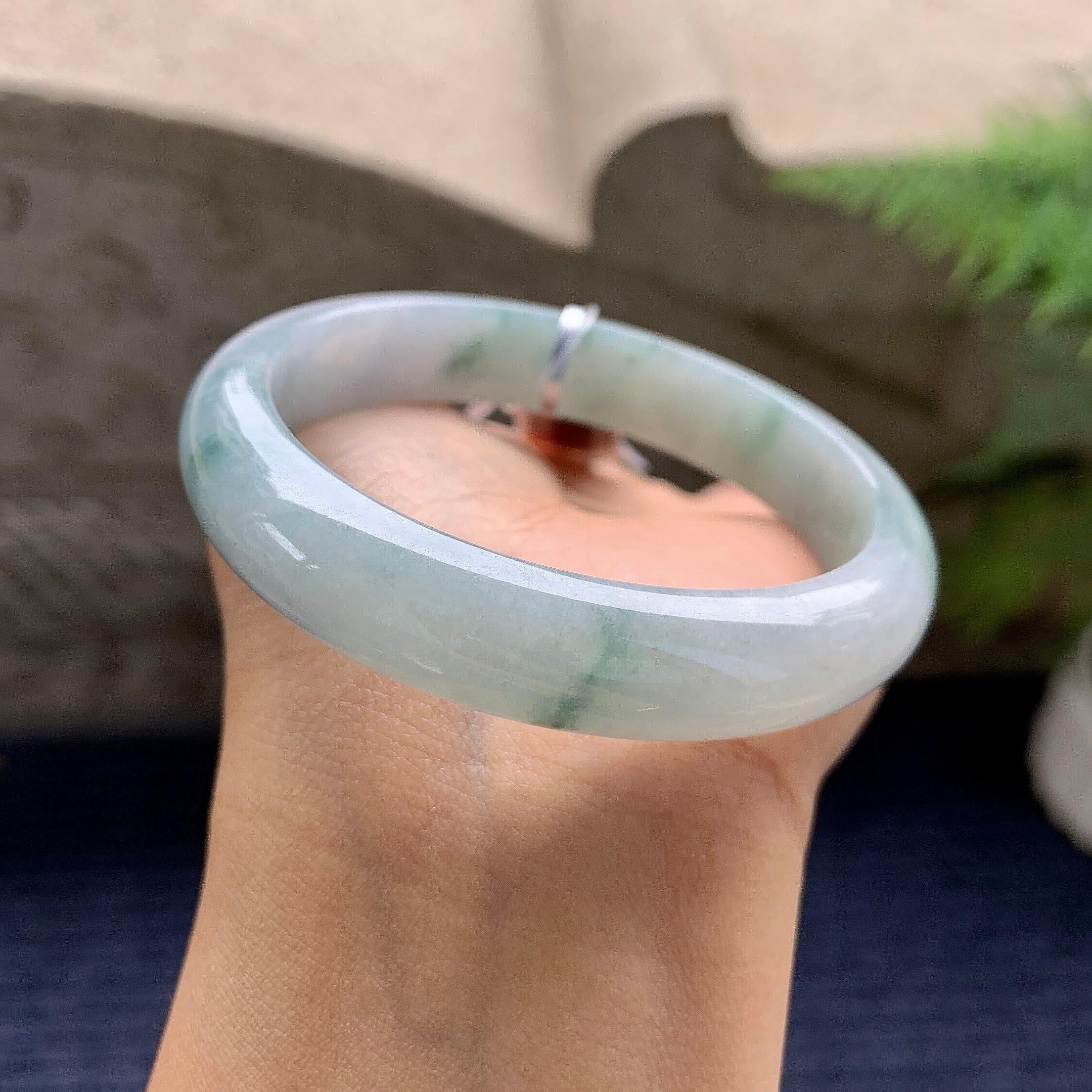 细糯种飘花平安镯（57mm）（yc281533）