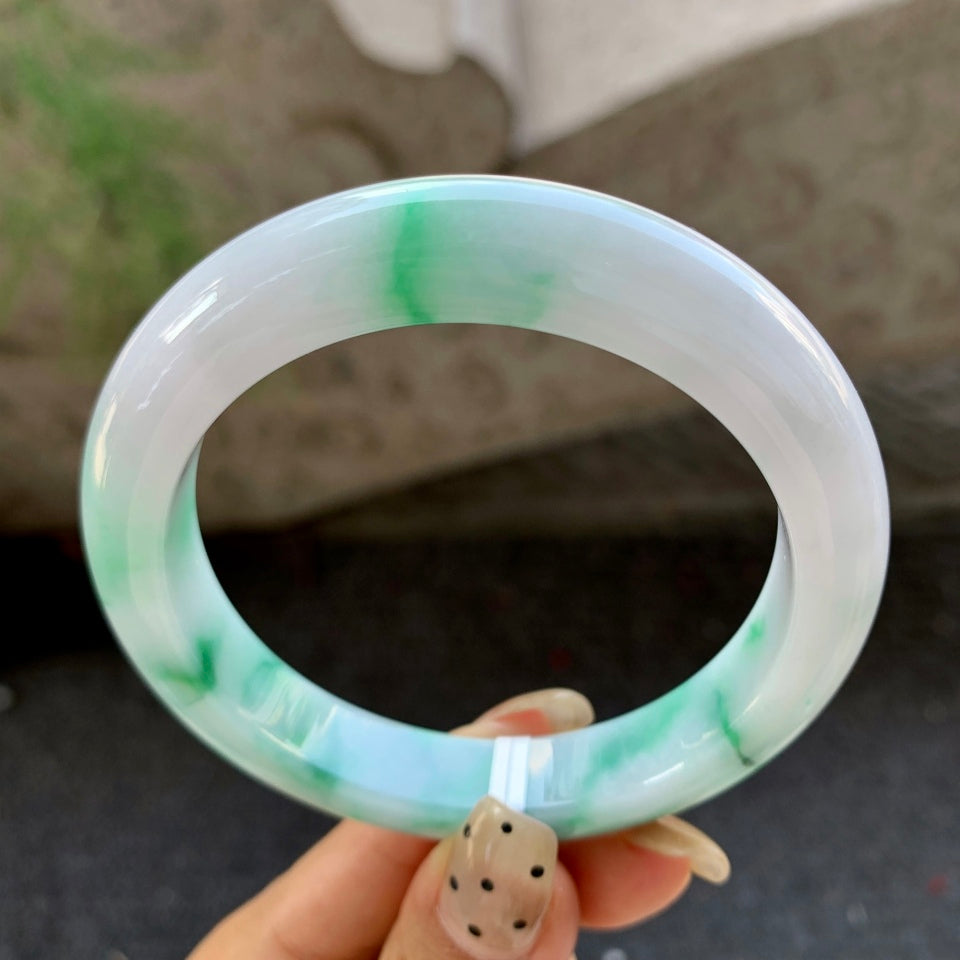 糯种飘绿花翡翠平安镯（57.2mm）（yc029120）
