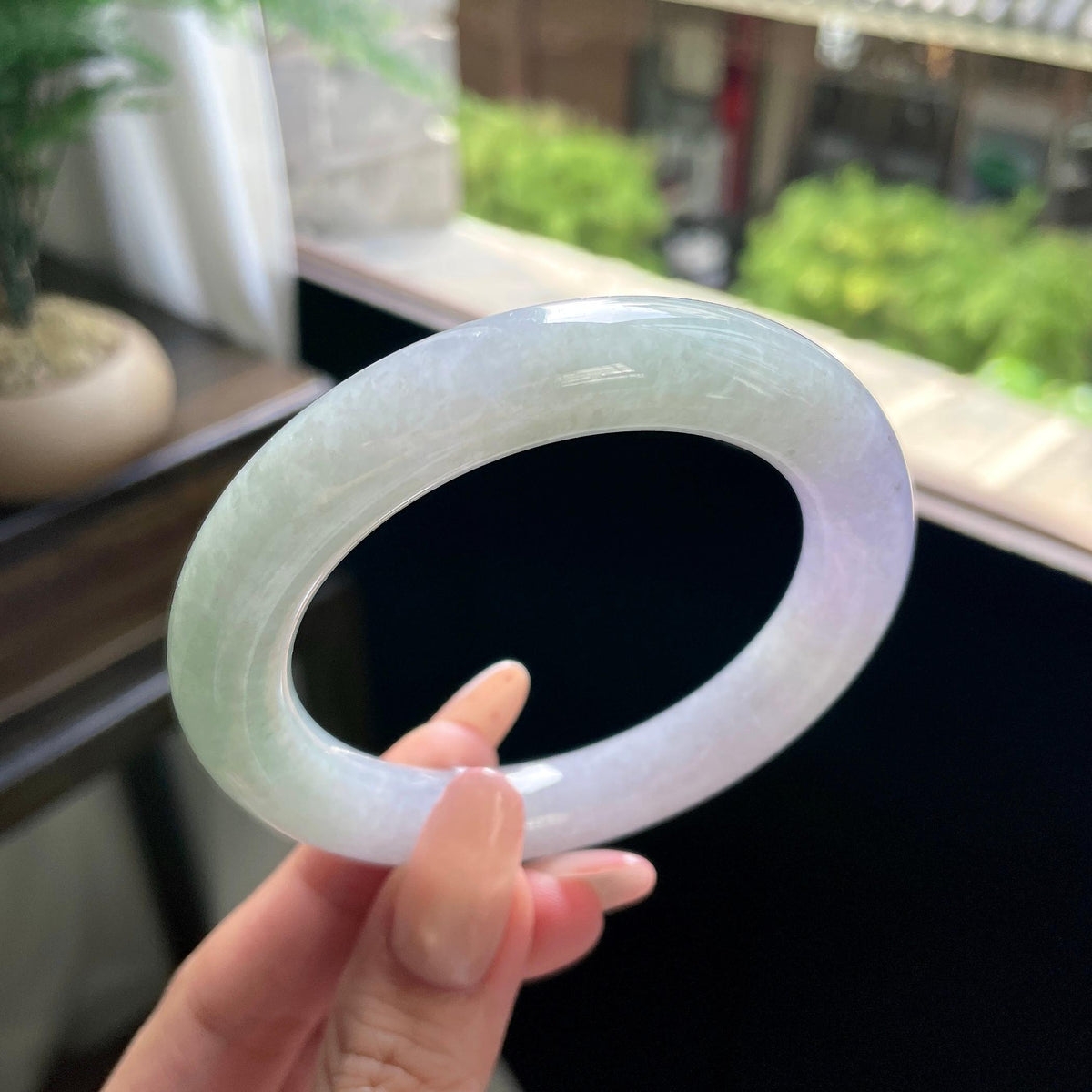细糯种春彩圆条 56.4圈 天然缅甸A货翡翠（yc693137）