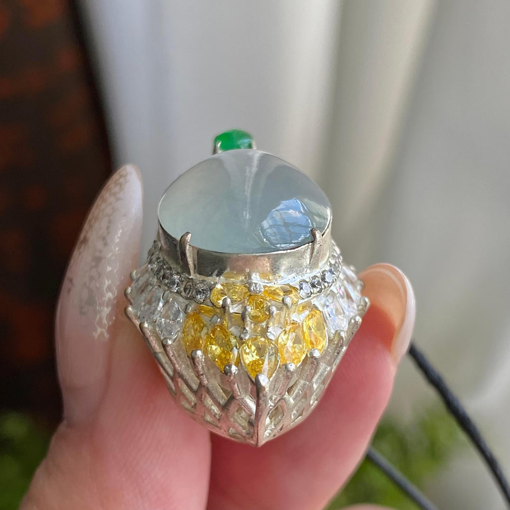 冰种淡晴底鸽子蛋吊坠裸石（yc225952）